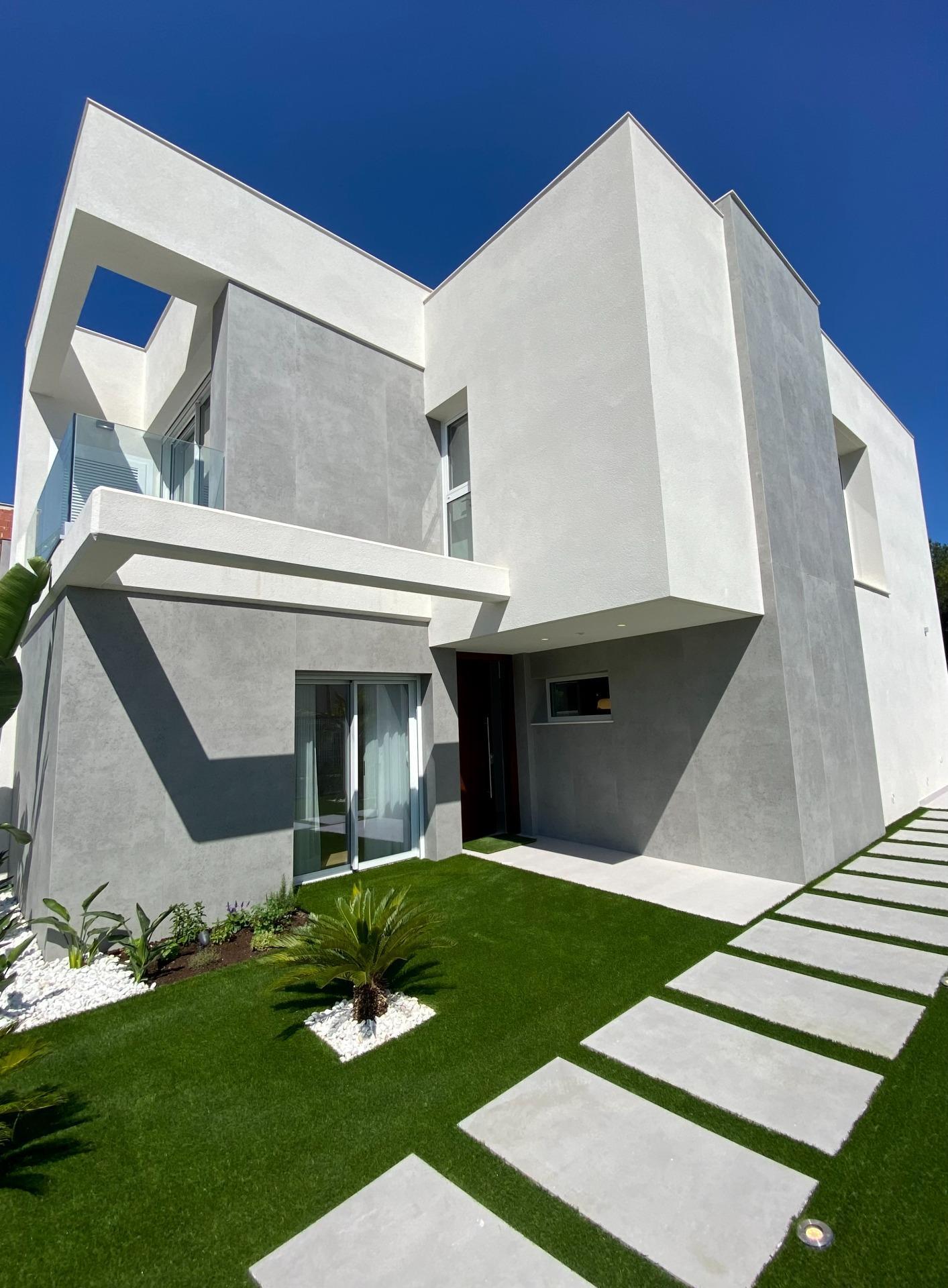 EXCLUSIVITY IN A NATURAL ENVIRONMENT NEXT TO THE MEDITERRANEAN SEA !!!