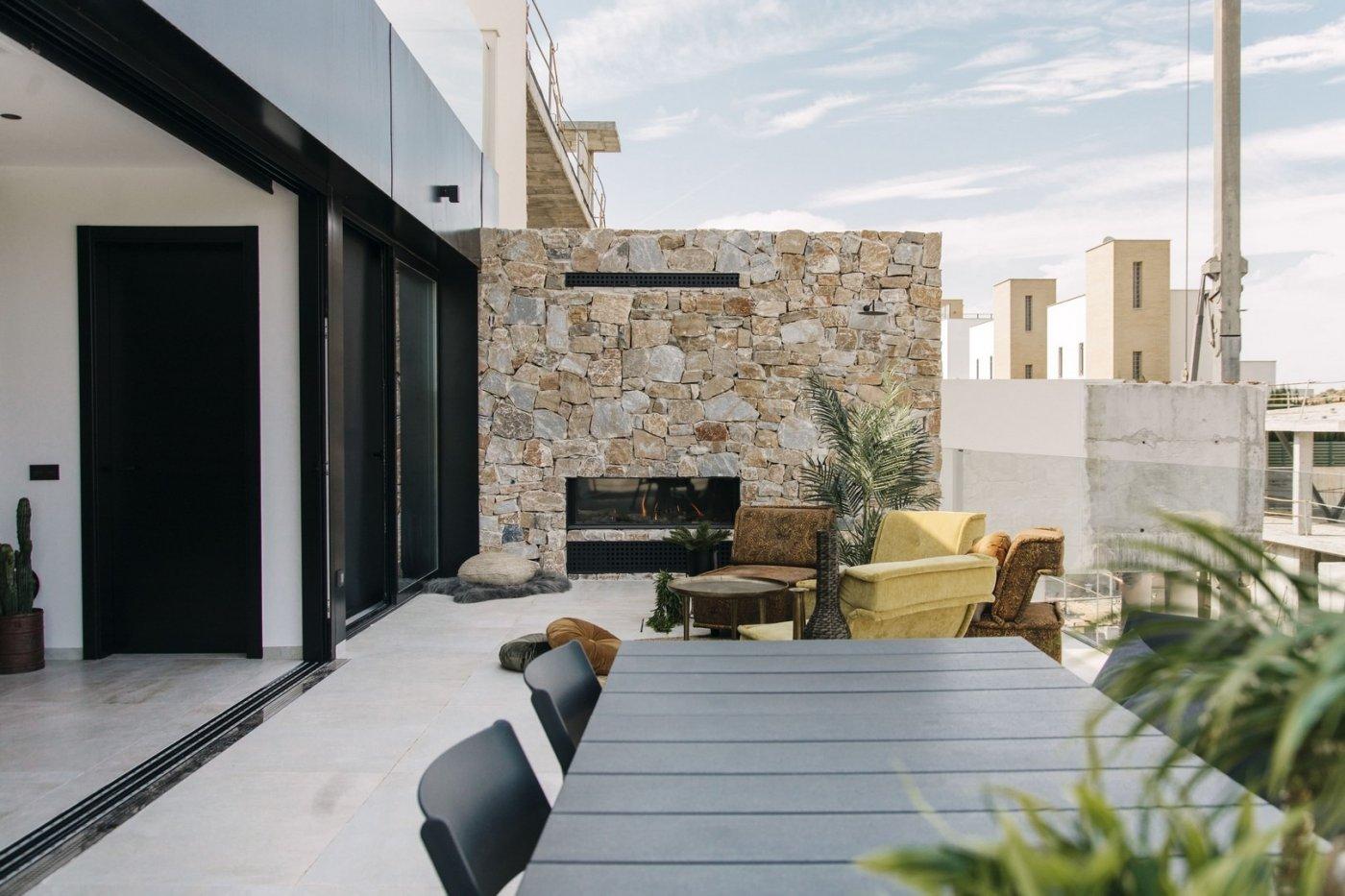 VILLA DE DISEÑO JUNTO AL MAR — 3
