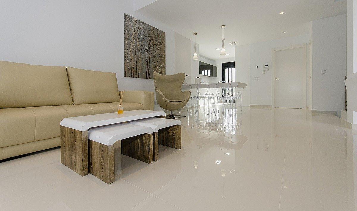 NEU GEBAUTE VILLA IN ORIHUELA COSTA (CAMPOAMOR) — 2