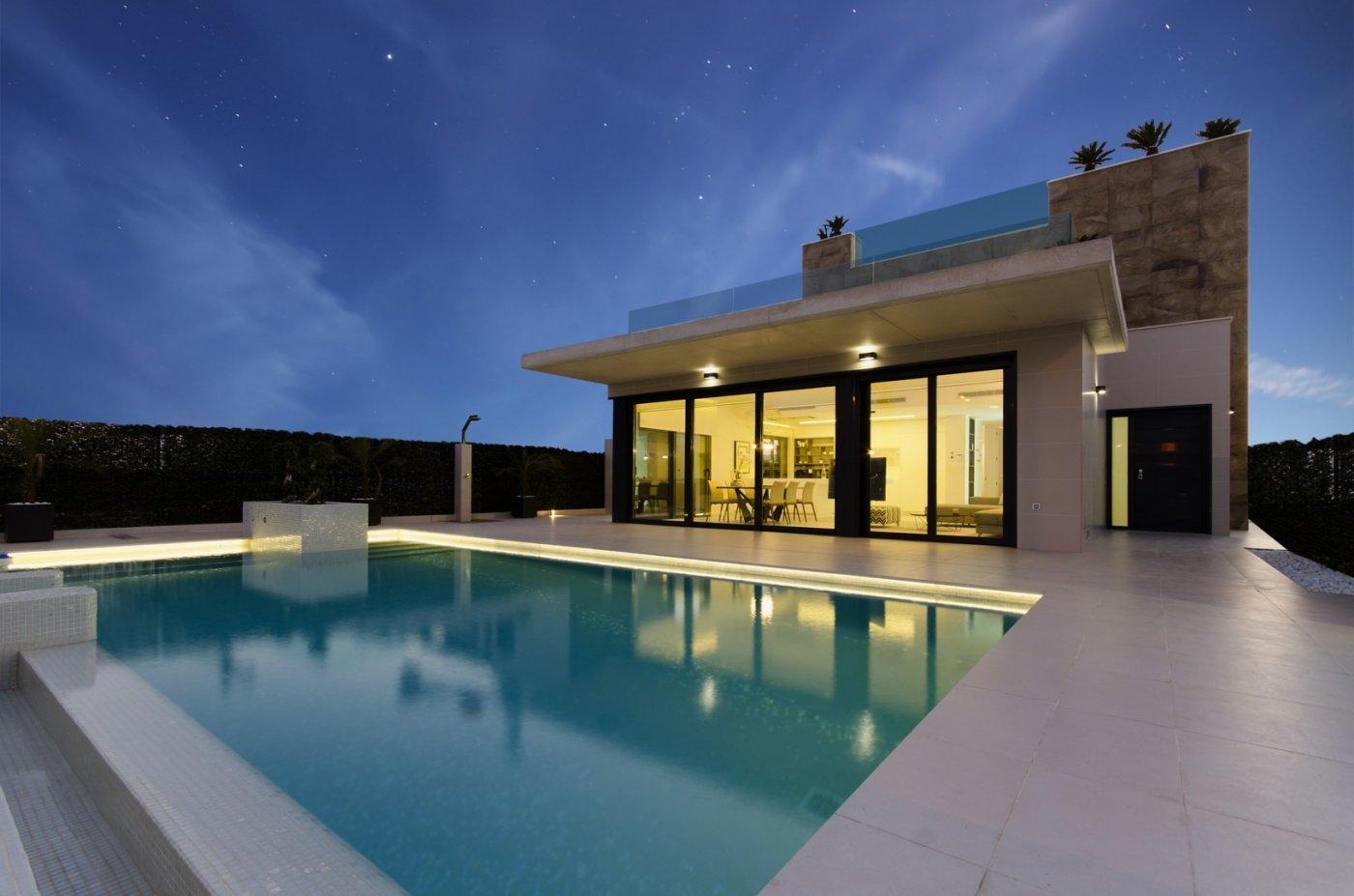 NEW CONSTRUCTION VILLAS 250 m FROM THE BEACH IN CAMPOAMOR — 2