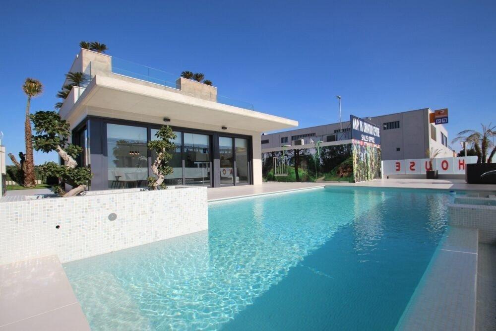 NEW CONSTRUCTION VILLAS 250 m FROM THE BEACH IN CAMPOAMOR — 3
