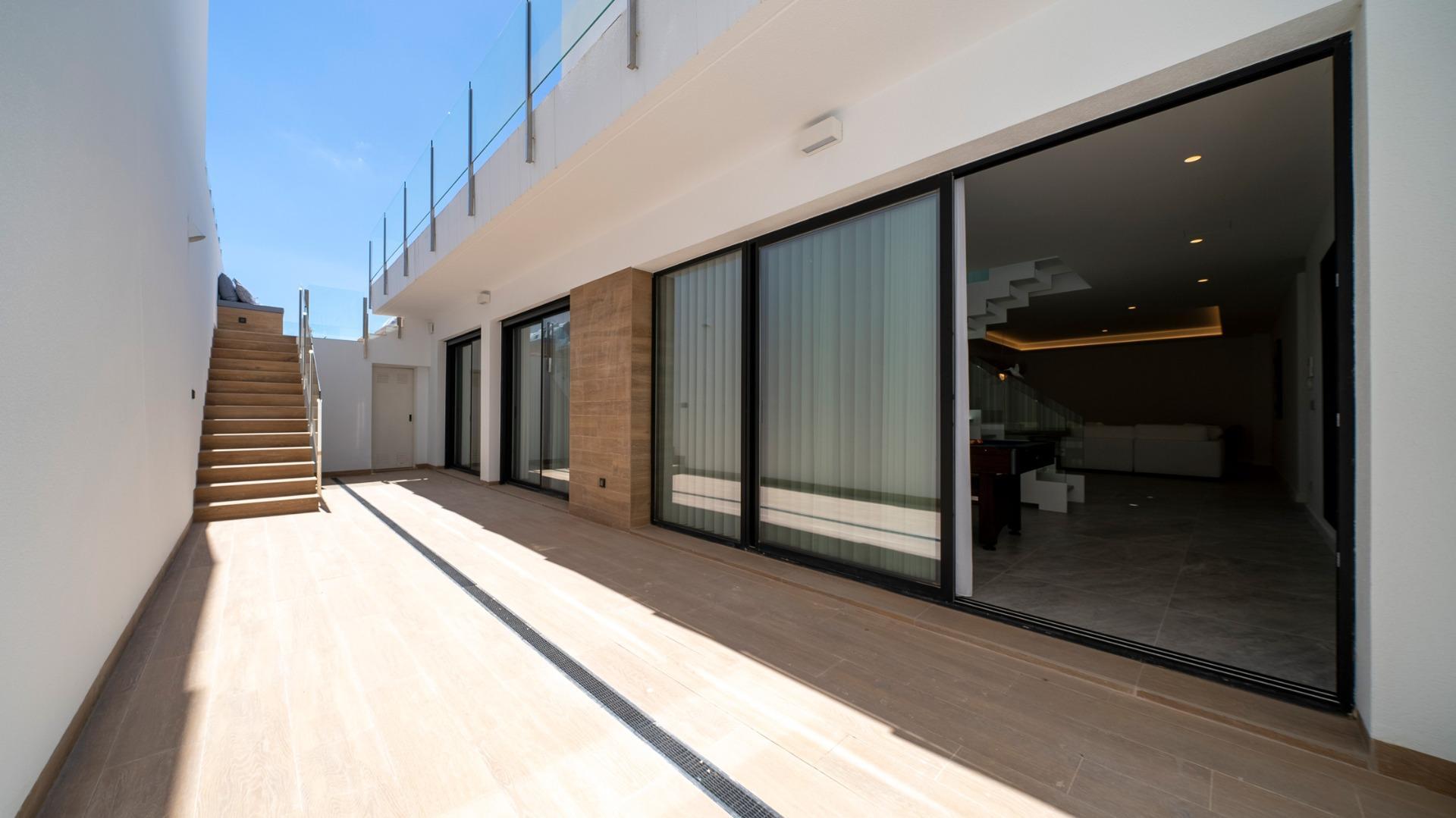 VILLAS DE LUXE NEUVE A FINESTRAT AVEC VUE MER — 10