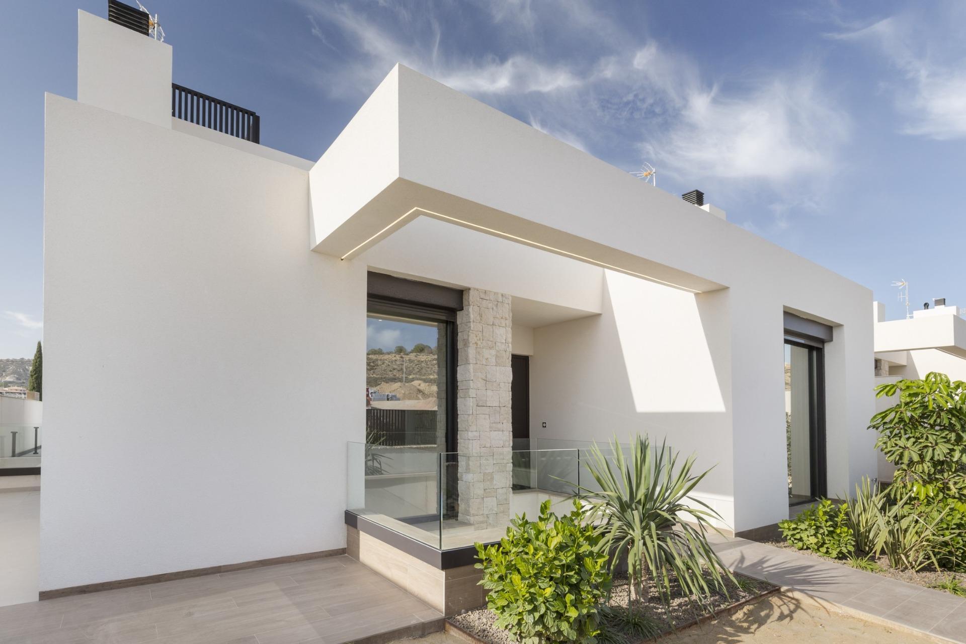 Exclusive, newly built villas on the golf course front line at La Finca Golf Resort — 3