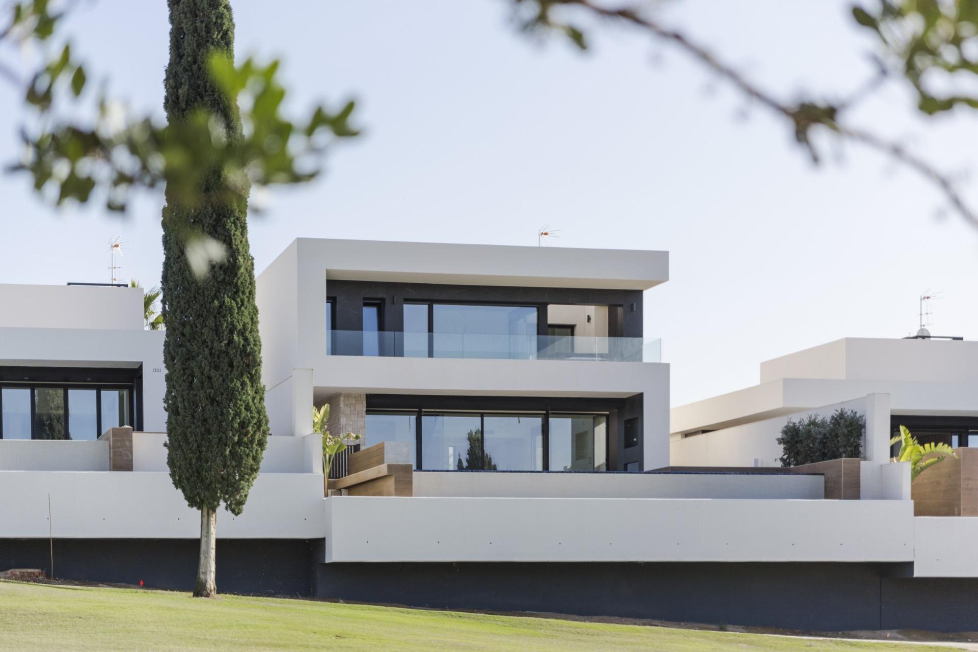 Exclusive New Build Frontline Golf Villas at La Finca Golf Resort — 13