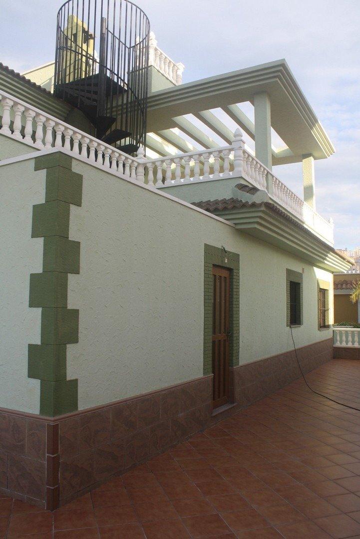 PIĘKNA WILLA W LOS ALTOS, TORREVIEJA — 4