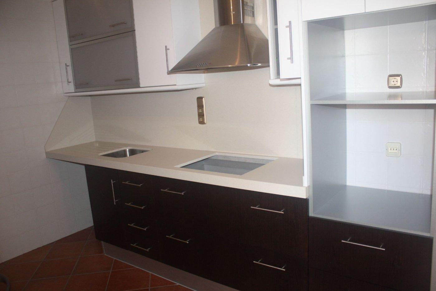 BELLE VILLA À LOS ALTOS, TORREVIEJA — 6