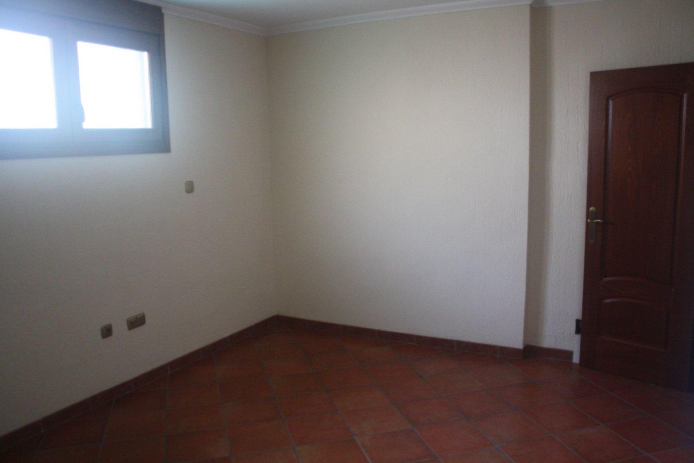 BELLE VILLA À LOS ALTOS, TORREVIEJA — 7