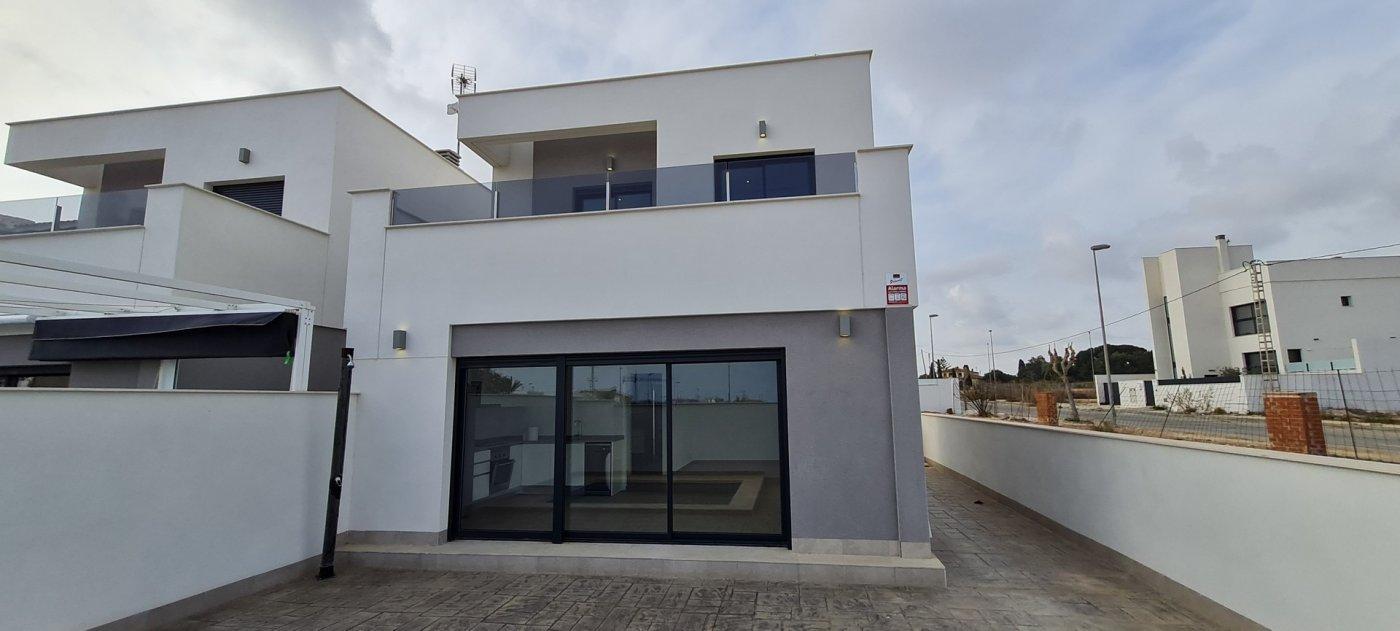 NEW BUILD VILLAS IN ORIHUELA COSTA — 2