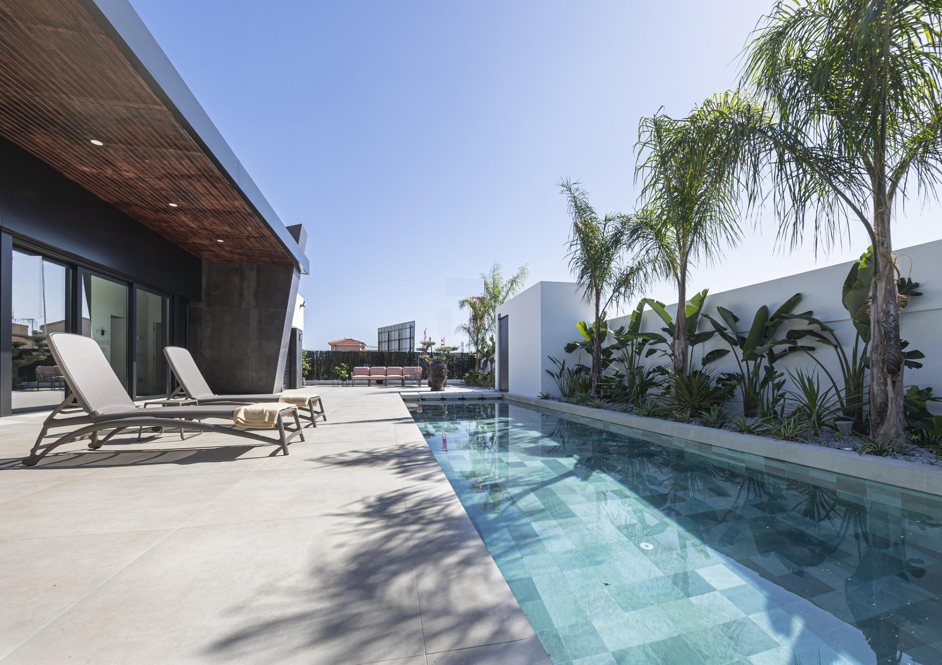 NOWE WILLE W CIUDAD QUESADA — 4