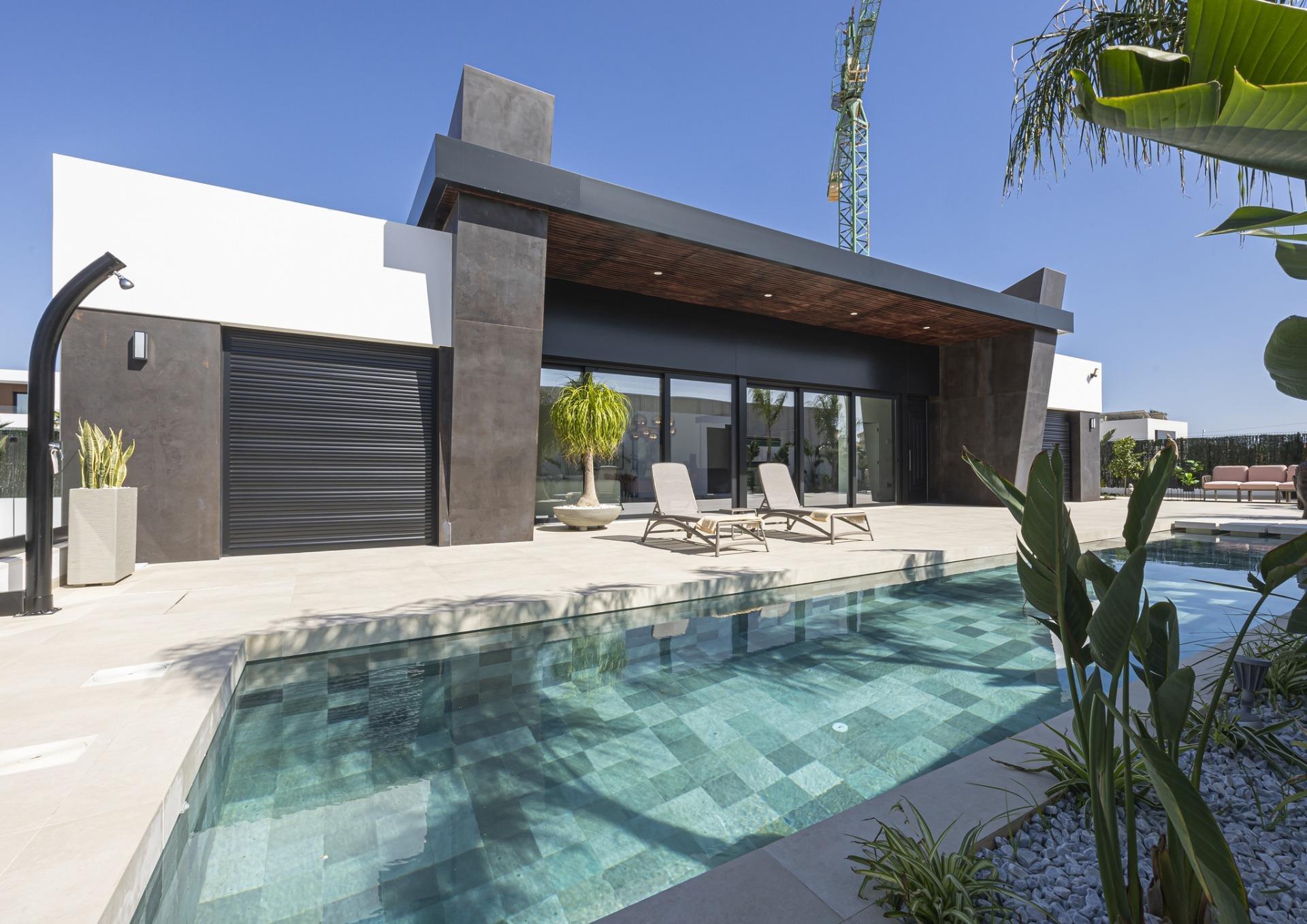 NOWE WILLE W CIUDAD QUESADA — 6