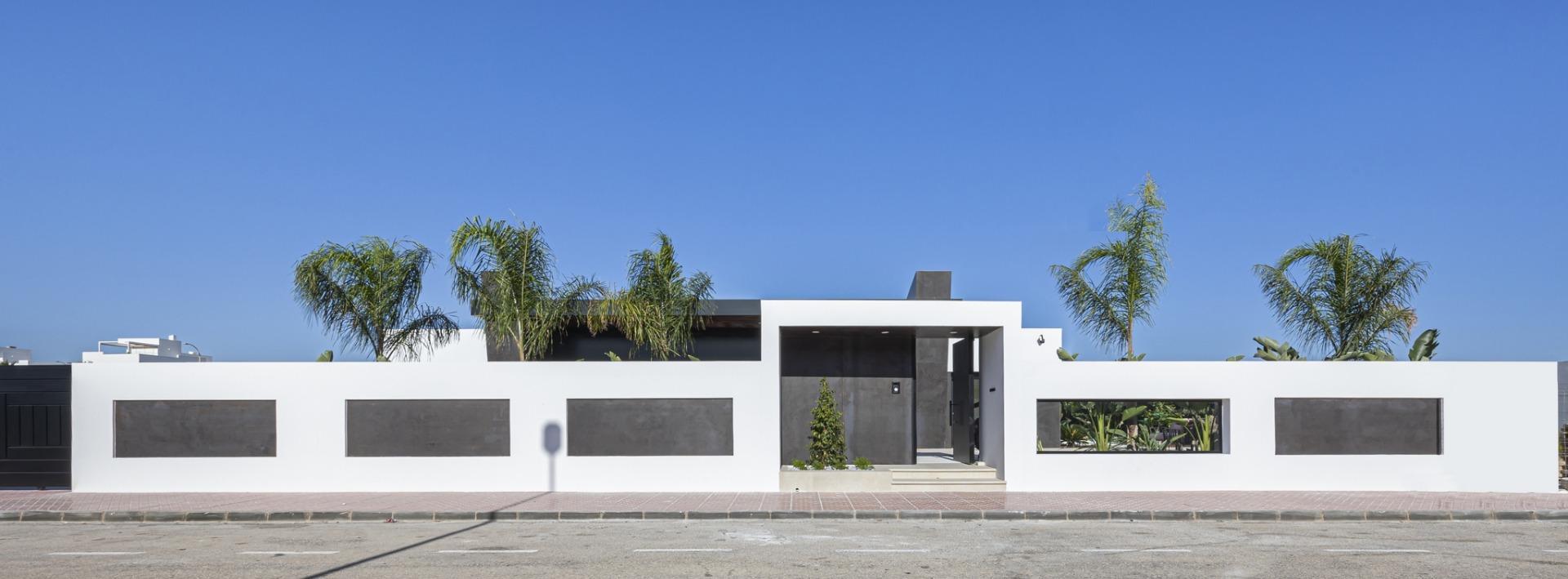 NOWE WILLE W CIUDAD QUESADA — 8