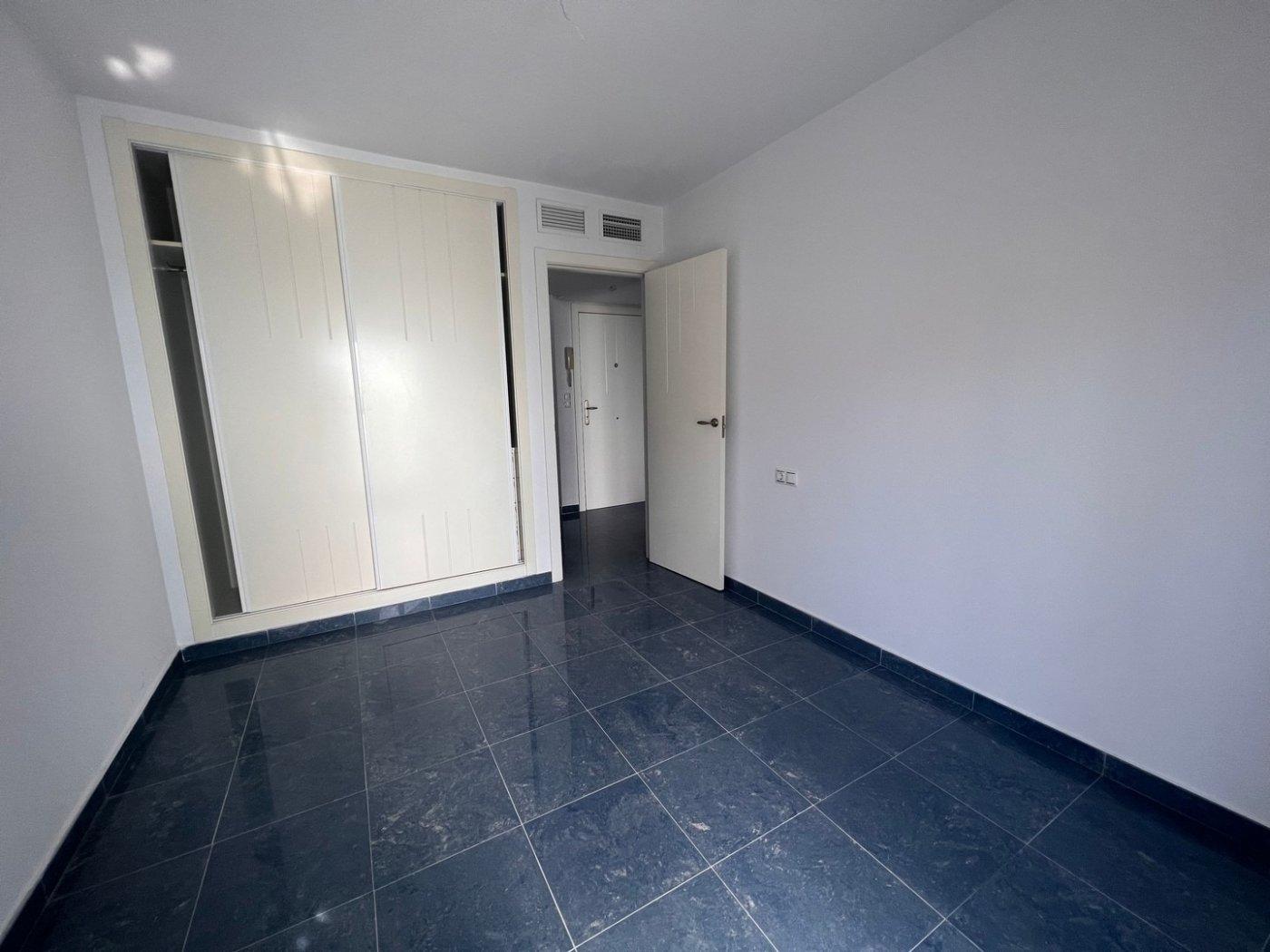 PIĘKNY PENTHOUSE Z WIDOKIEM NA MORZE W CALPE — 11