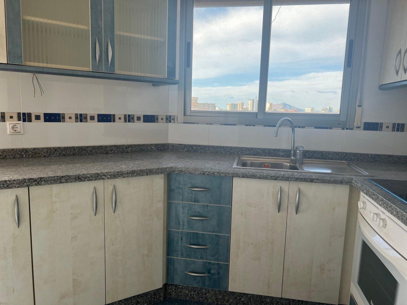 PIĘKNY PENTHOUSE Z WIDOKIEM NA MORZE W CALPE — 5