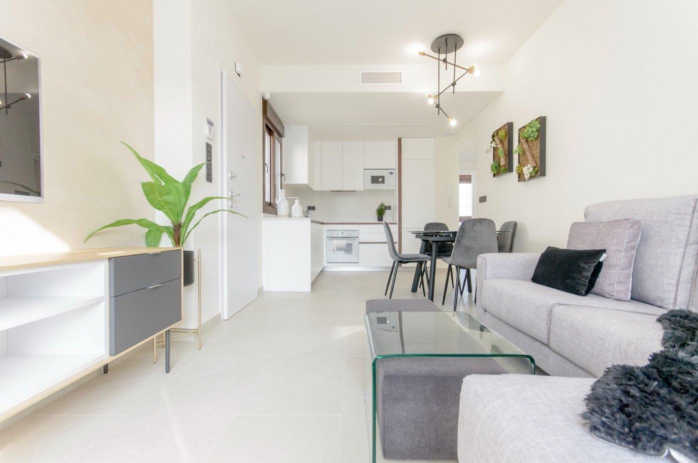 NIEUWBOUW COMPLEX VAN BUNGALOW APPARTEMENTEN IN LOS BALCONES, TORREVIEJA — 2