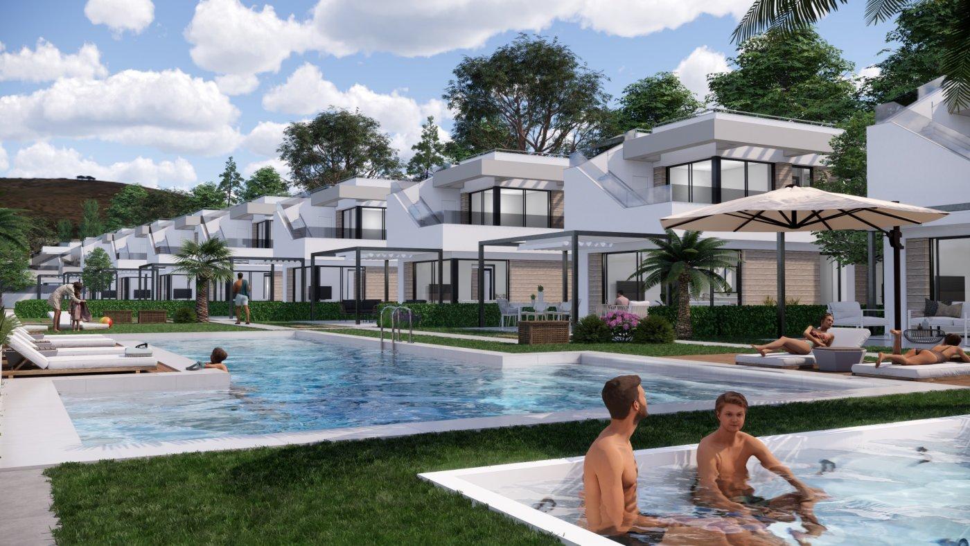 VILLAS DE OBRA NUEVA EN PILAR DE LA HORADADA EN EL CAMPO DE GOLF — 9