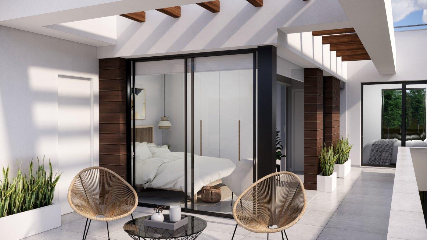 VILLAS DE OBRA NUEVA EN PILAR DE LA HORADADA EN EL CAMPO DE GOLF — 4