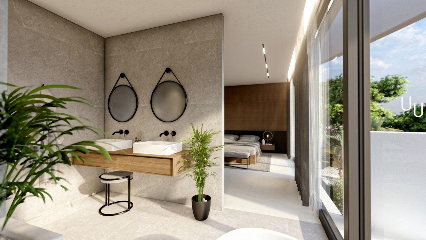 VILLA DE LUJO DE OBRA NUEVA EN ALTEA — 10