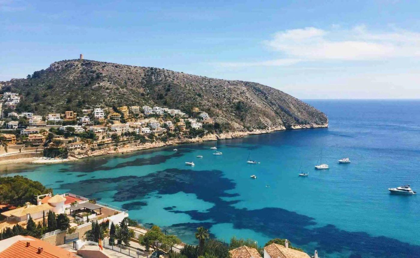 LUKSUSOWA, NOWO WYBUDOWANA WILLA W MORAIRA — 10