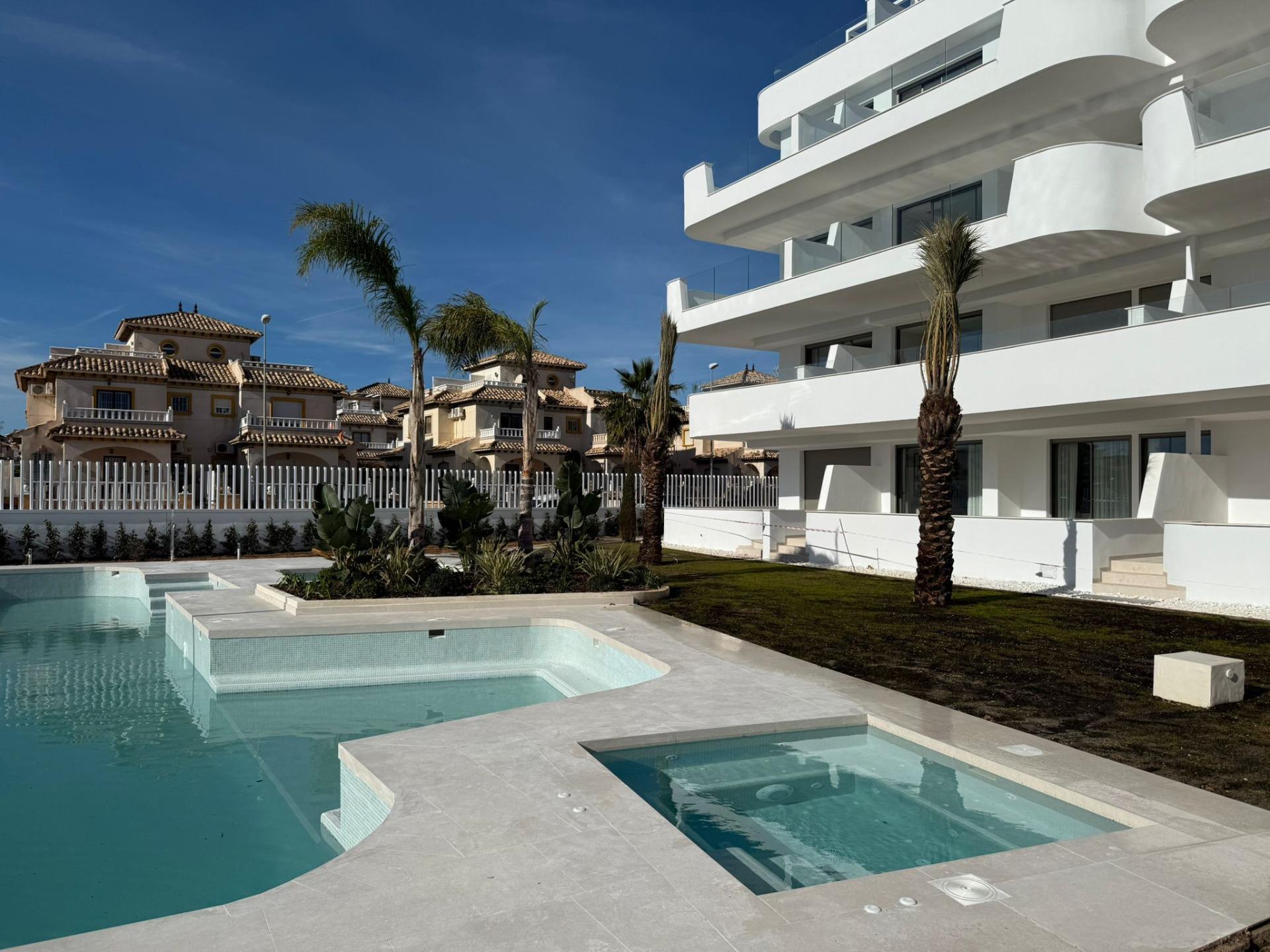 NEW BUILD RESIDENTIAL COMPLEX IN LOMAS DE CABO ROIG — 3