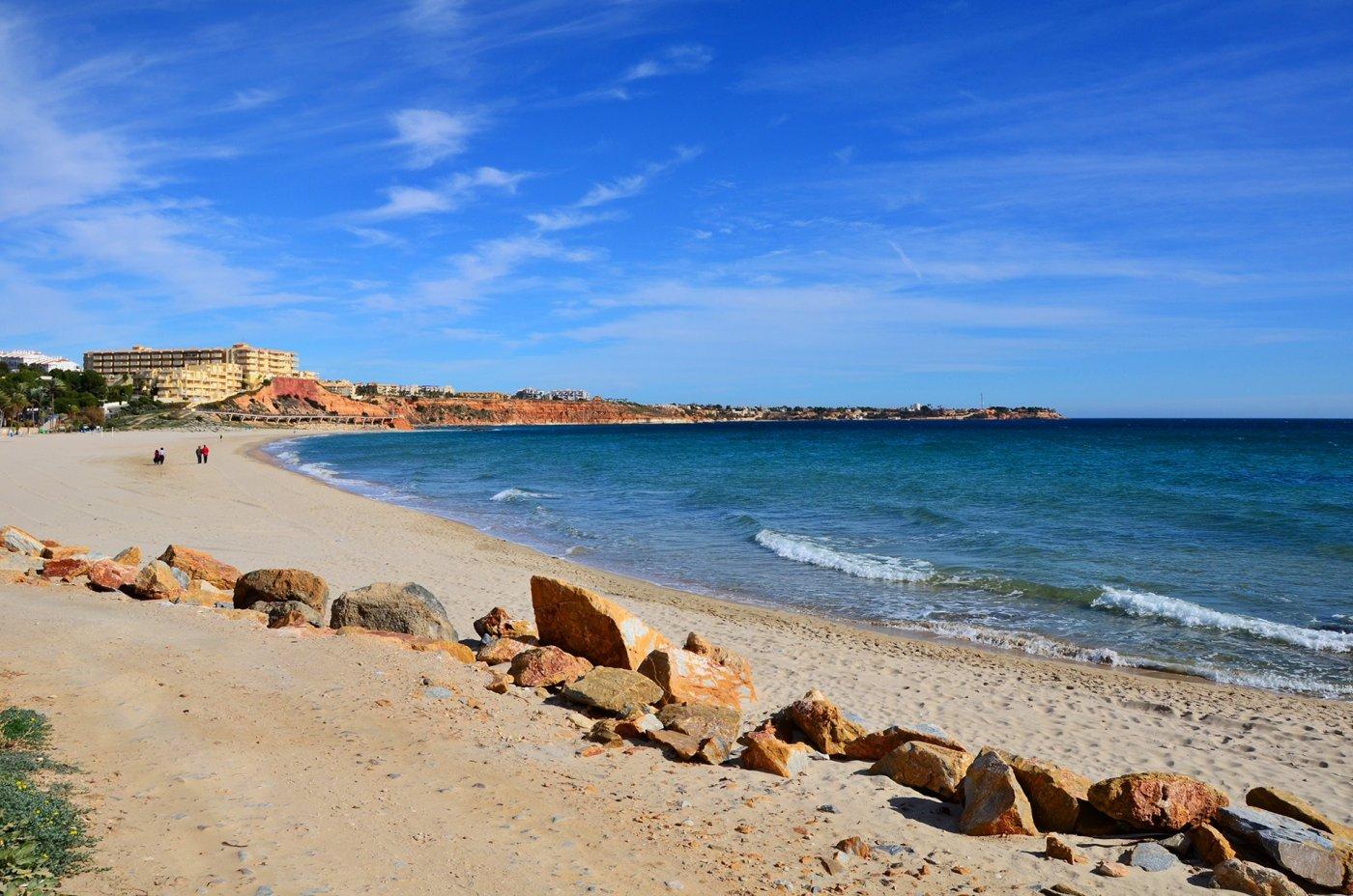 NOWA WILLA W CAMPOAMOR — 10