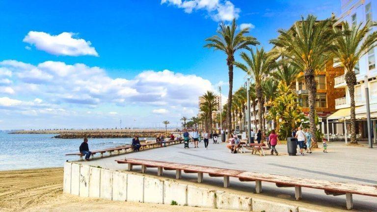 NEU GEBAUTE WOHNUNGEN UND PENTHÄUSER IN STRANDNÄHE IN TORREVIEJA — 7