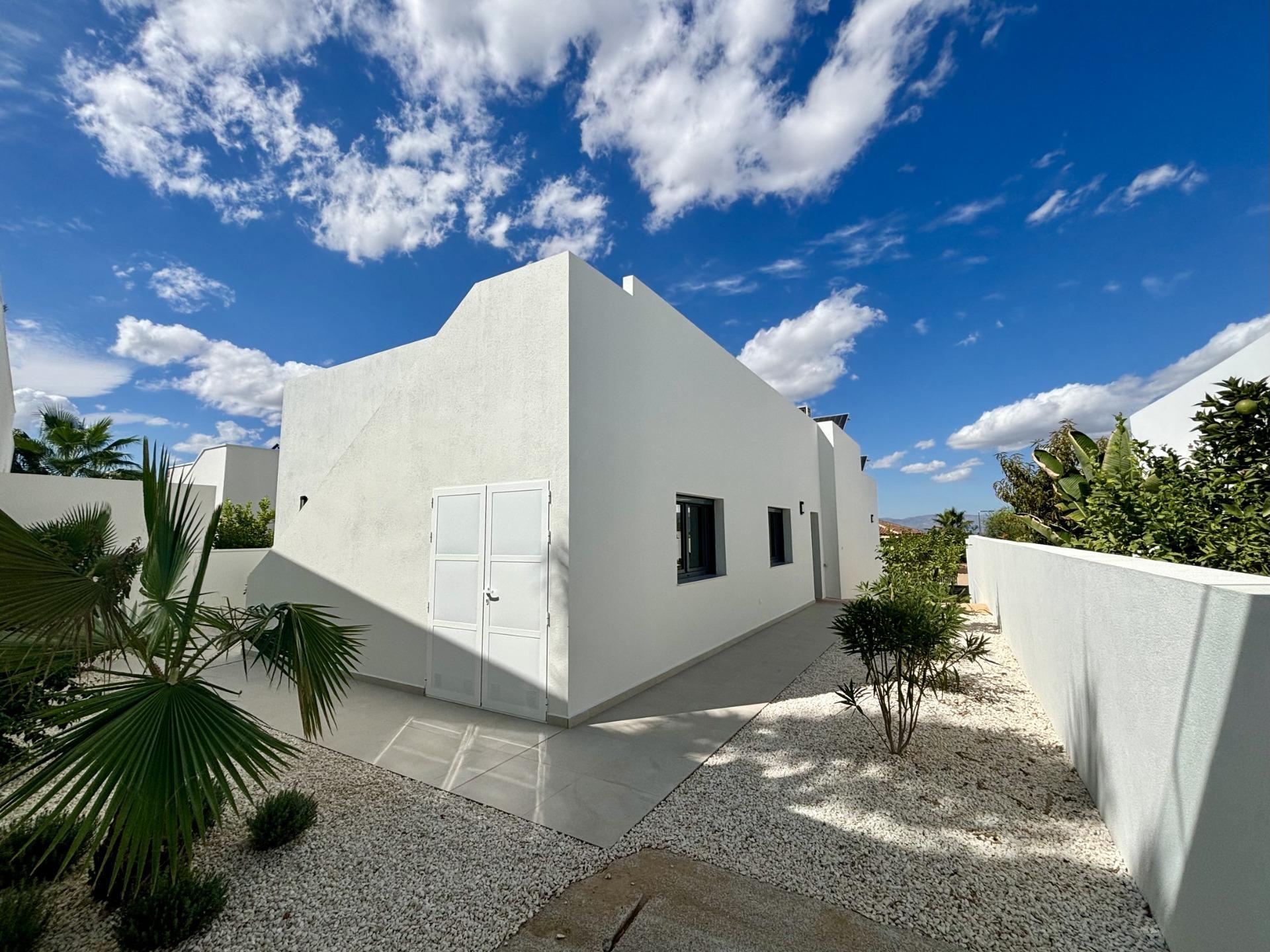 NIEUWBOUW VILLA'S IN ROJALES — 4