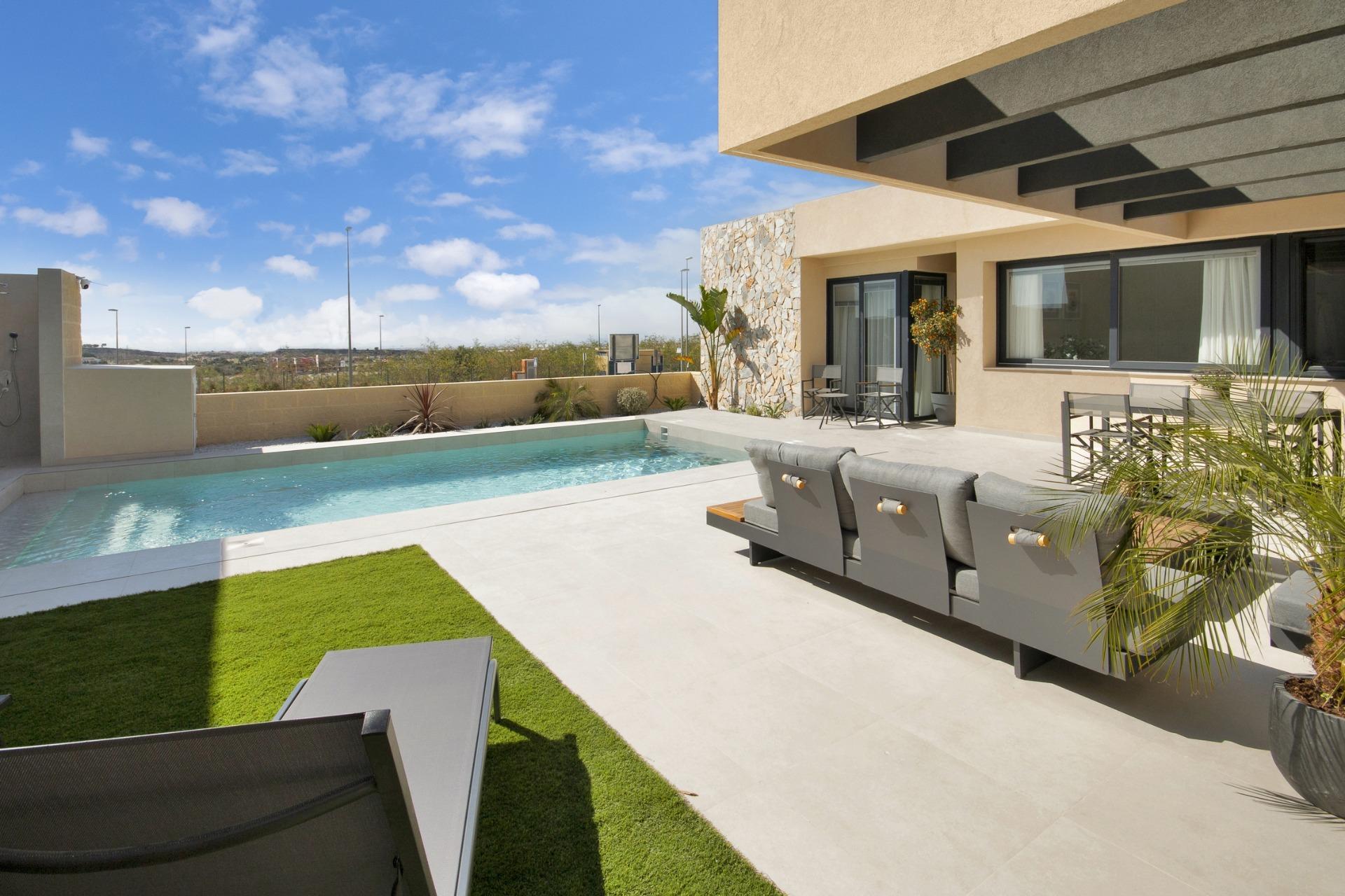 NEU GEBAUTE VILLEN IN ALTOANA GOLF RESORT, MURCIA — 4
