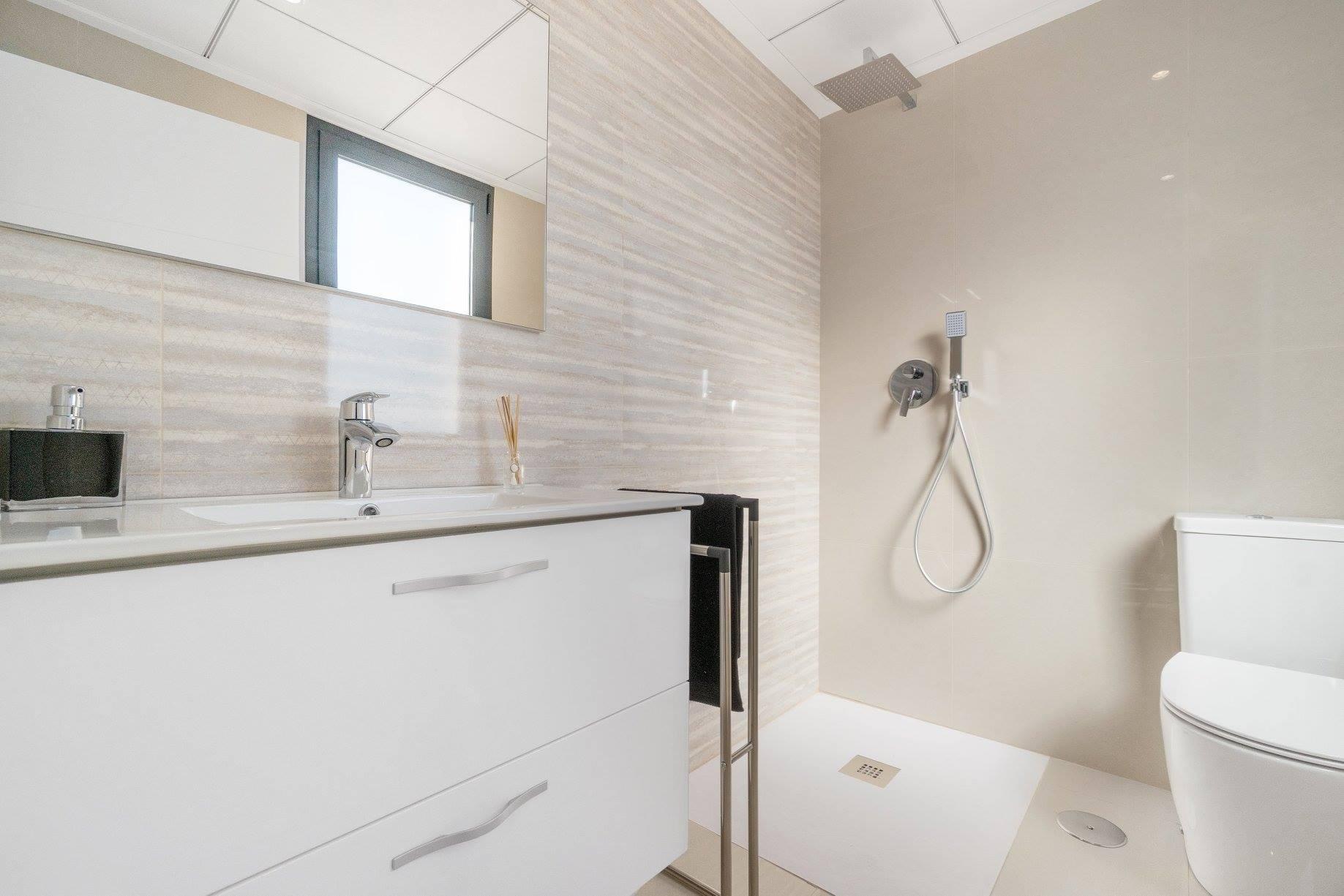 NEW BUILD VILLAS IN LOS MONTESINOS — 11