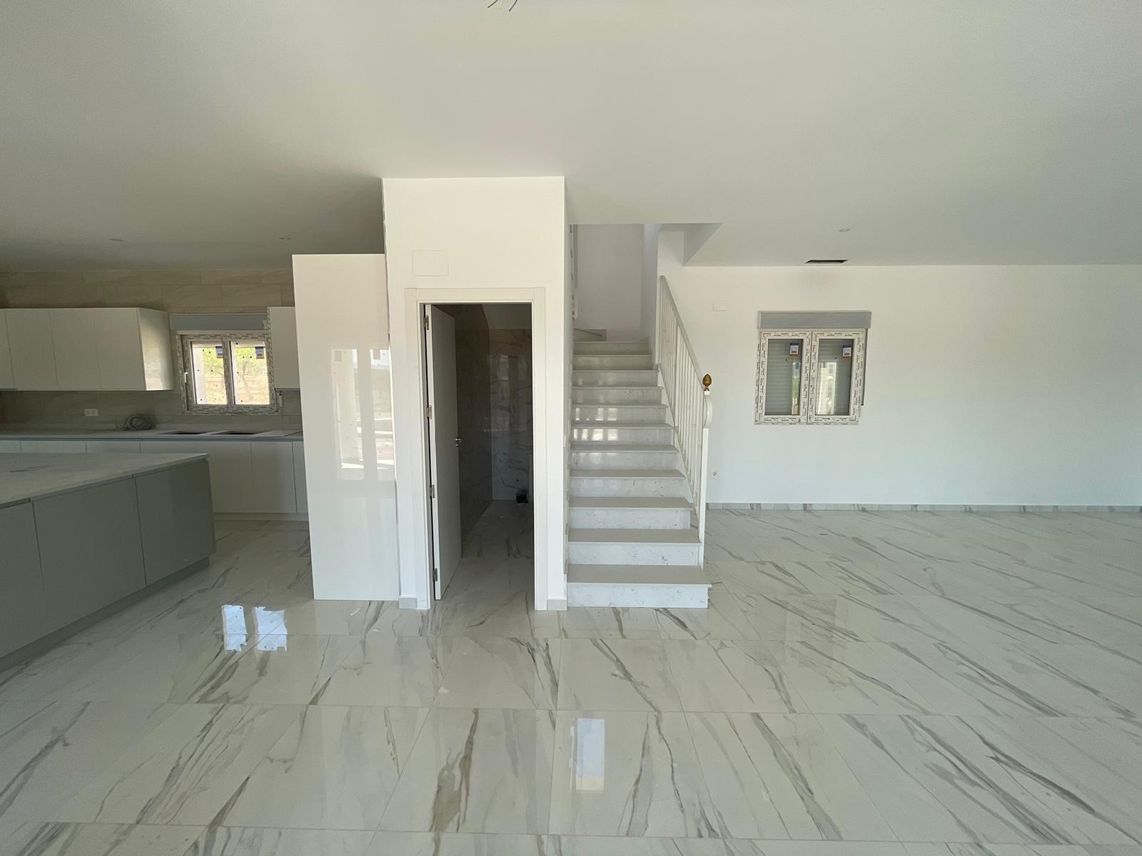 NEW BUILD VILLAS IN PINOSO — 2