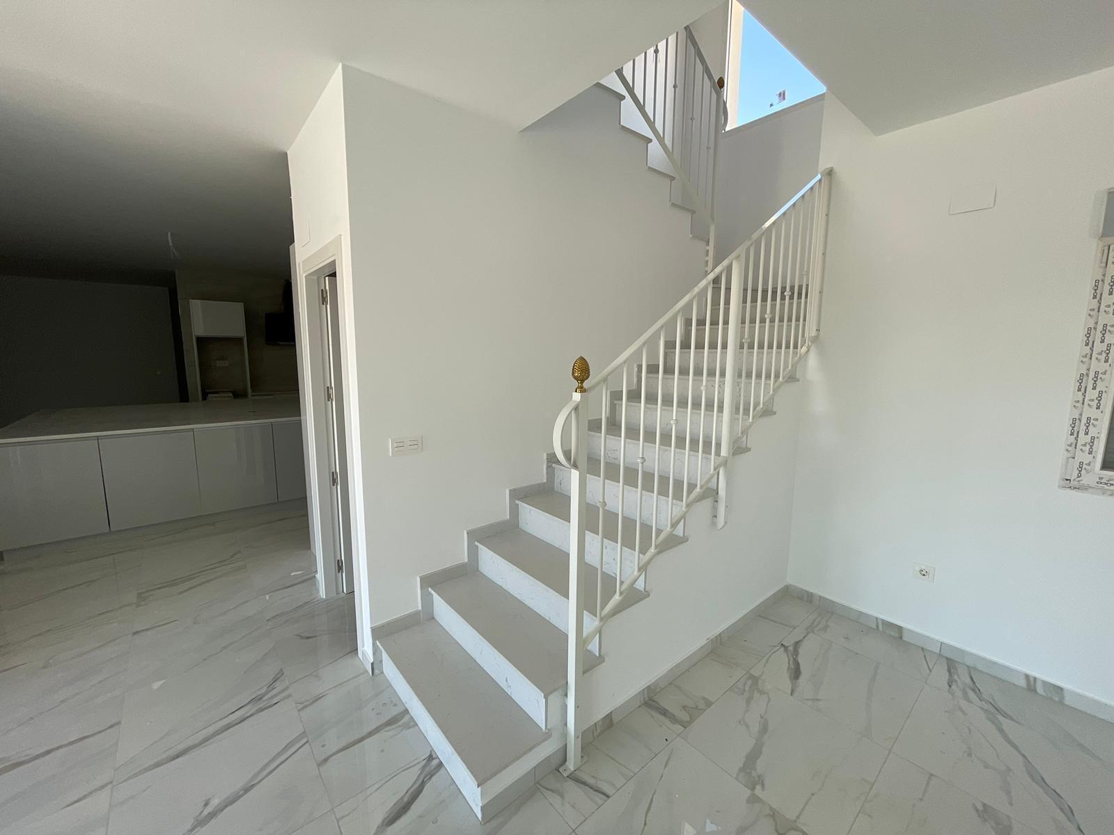NEW BUILD VILLAS IN PINOSO — 4