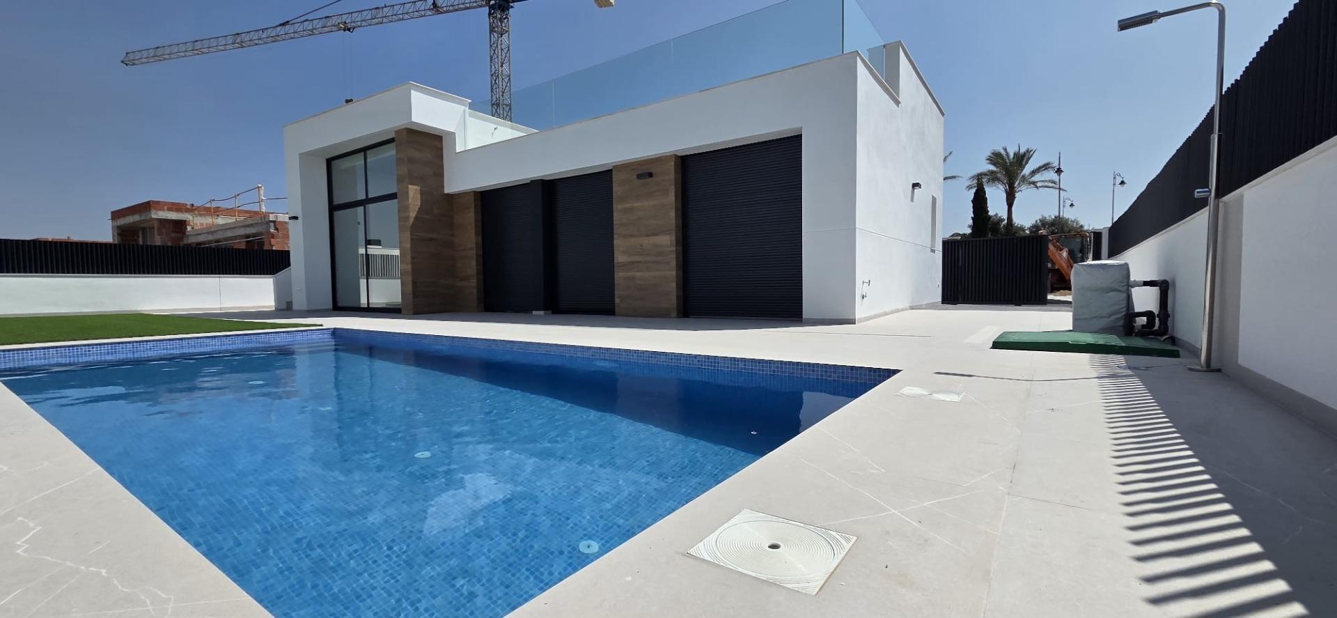 NEW BUILD VILLAS IN CONDADO DE ALHAMA GOLF COURSE — 2