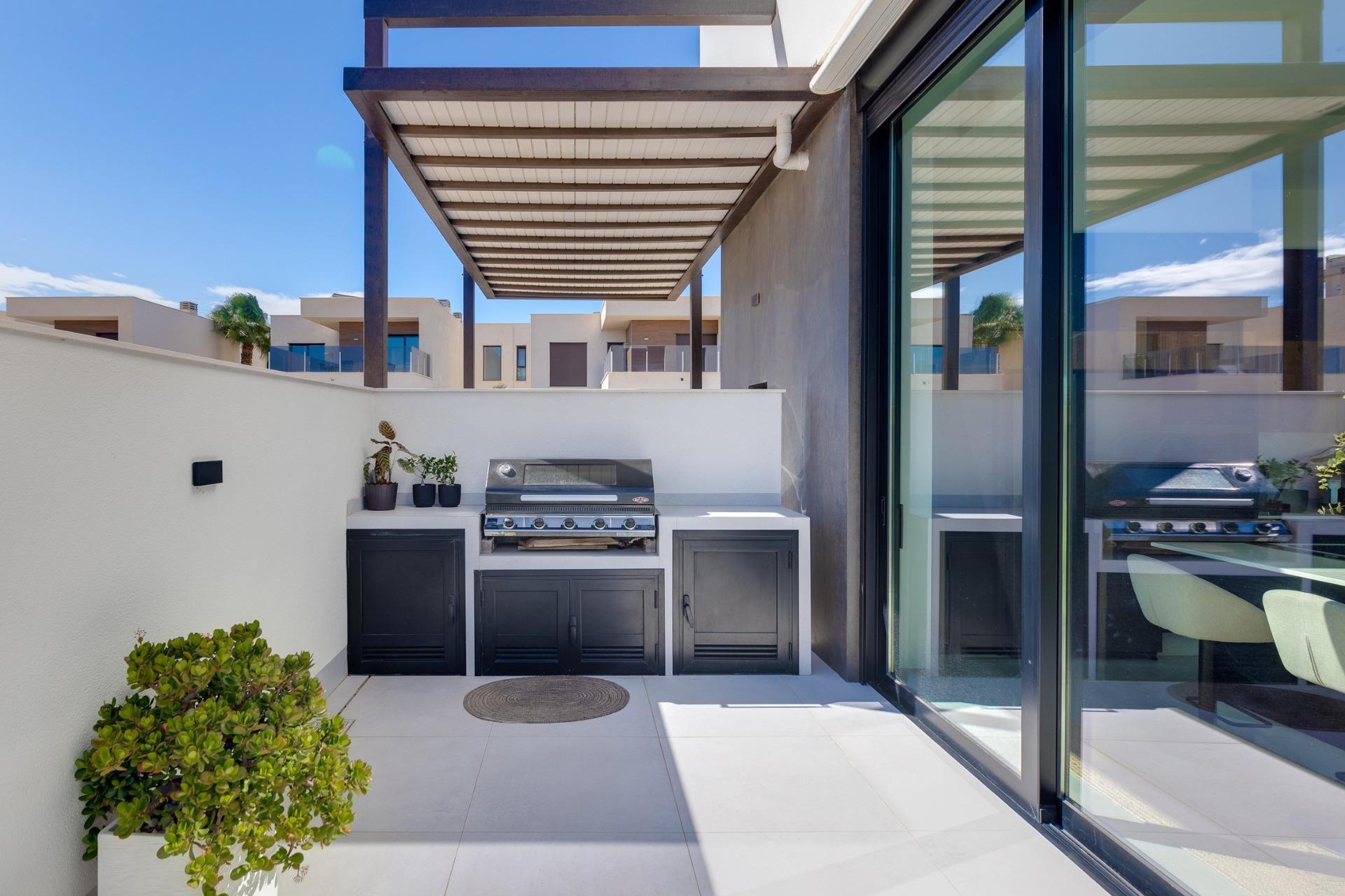 VILLAS DE OBRA NUEVA EN PILAR DE LA HORADADA EN EL CAMPO DE GOLF — 6