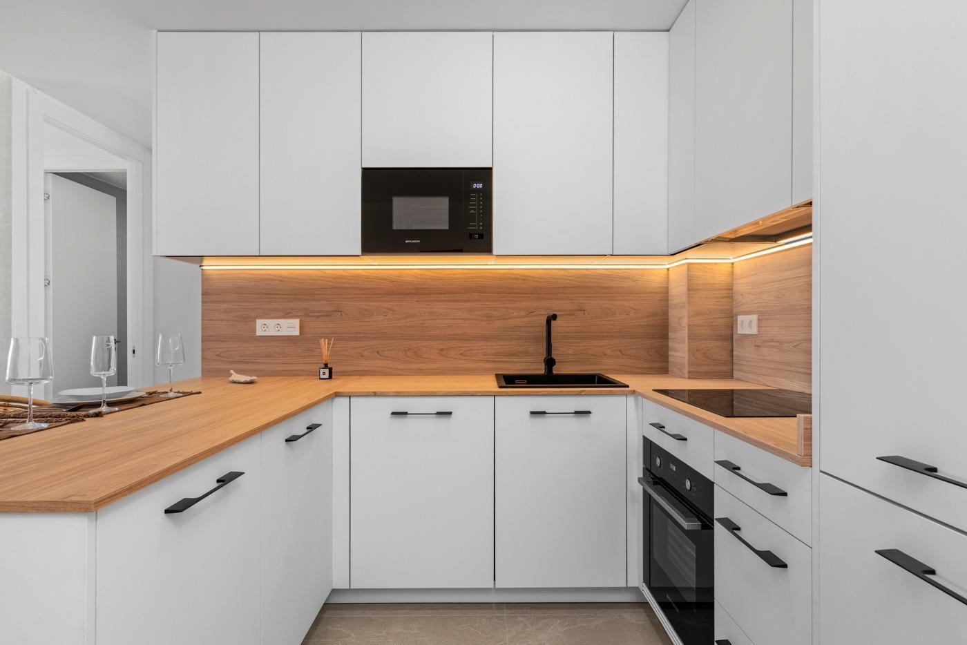 NEU GEBAUTE WOHNANLAGE IN BENIJOFAR — 12
