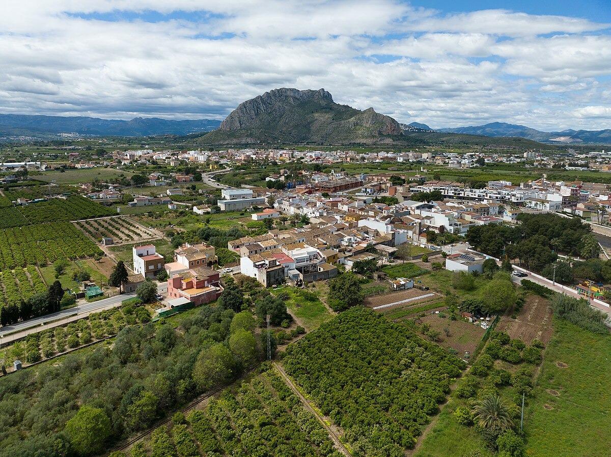 VILLAS NEUVES A ELS POBLETS — 7