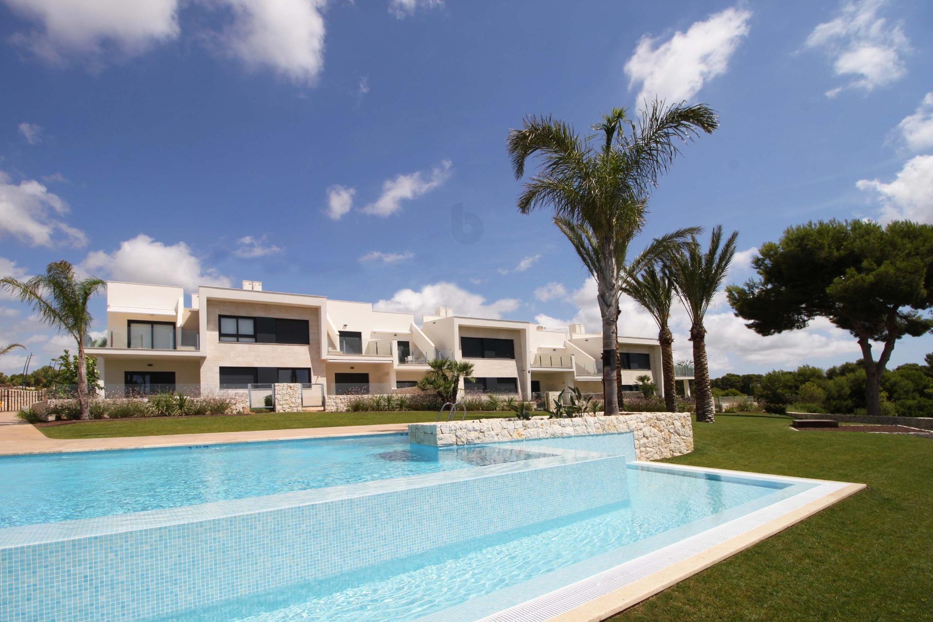 NIEUWBOUW WOONCOMPLEX IN PILAR DE LA HORADADA AAN DE GOLFBAAN — 4