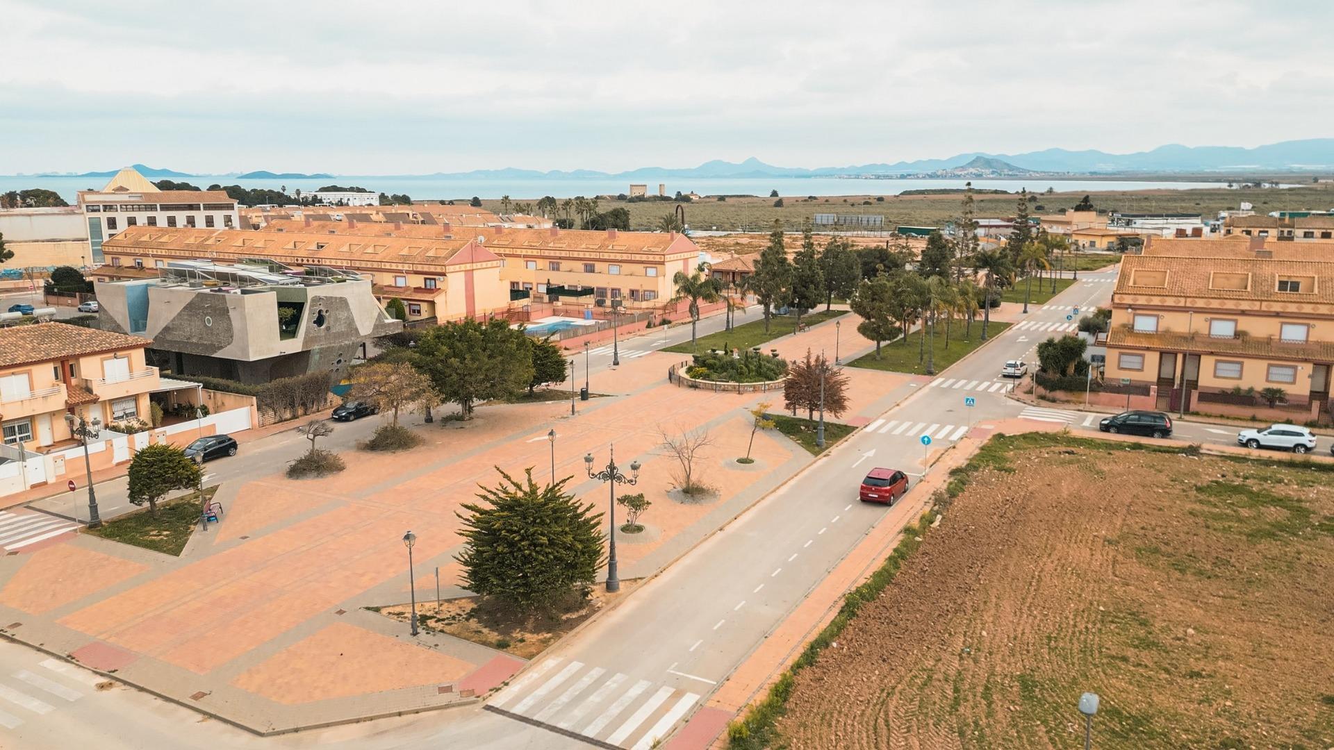 Виллы новой постройки рядом с гольф-клубом La Serena и пляжем в Лос-Алькасаресе — 4