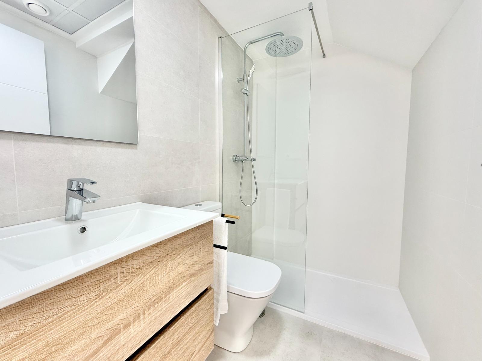 Adosados de obra nueva en venta en Cox - 44 casas modernas con grandes comodidades — 13