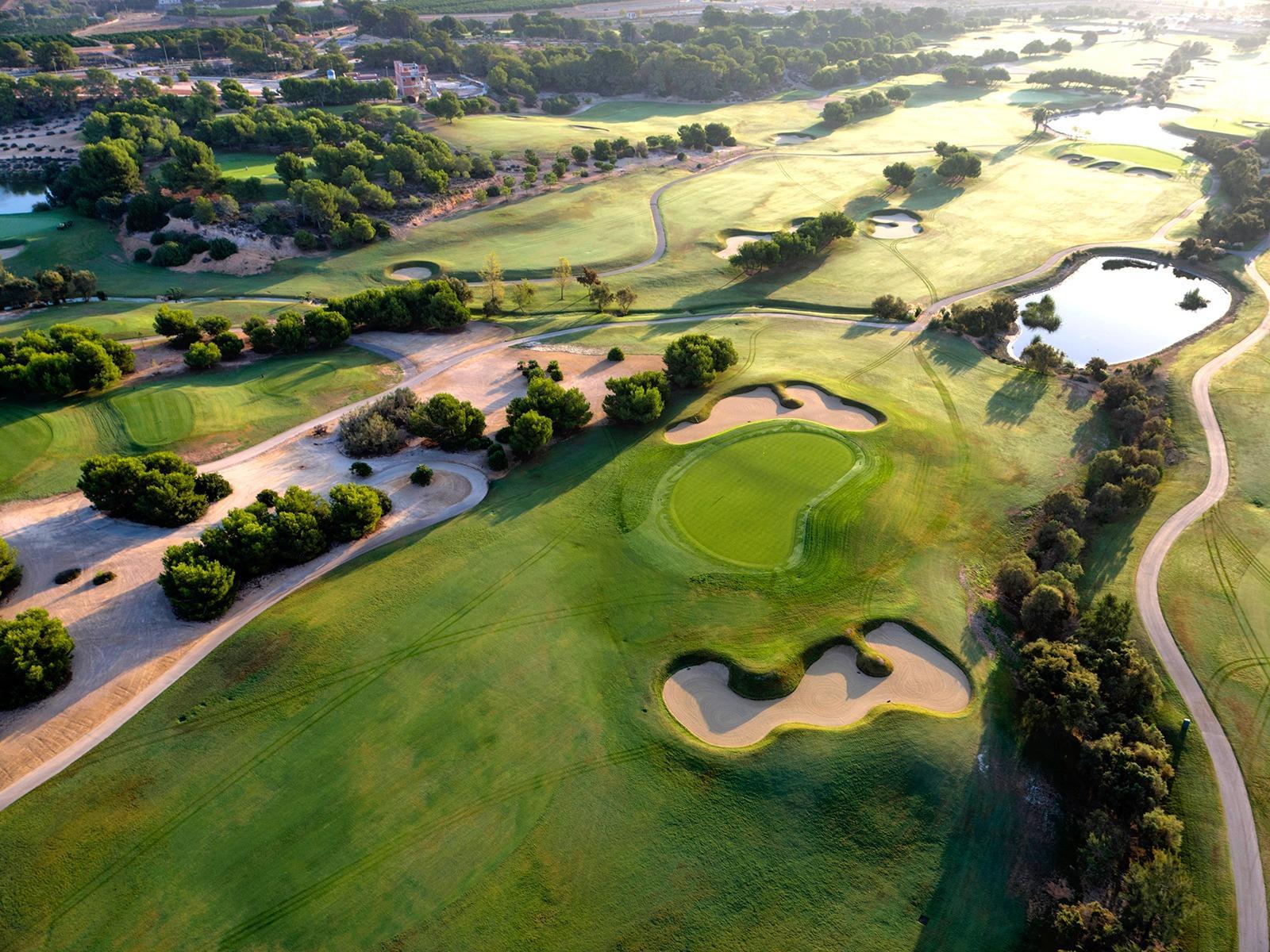 Villas de nueva construcción en primera línea de Lo Romero Golf — 13
