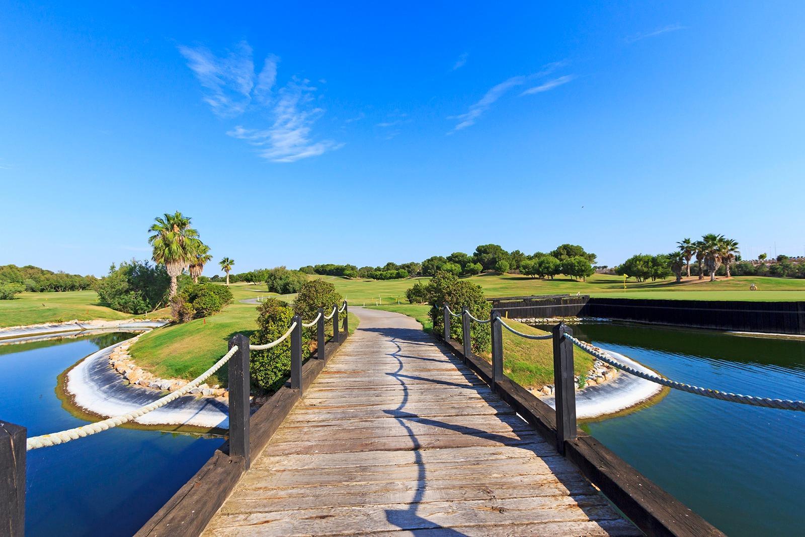 Villas de nueva construcción en primera línea de Lo Romero Golf — 8