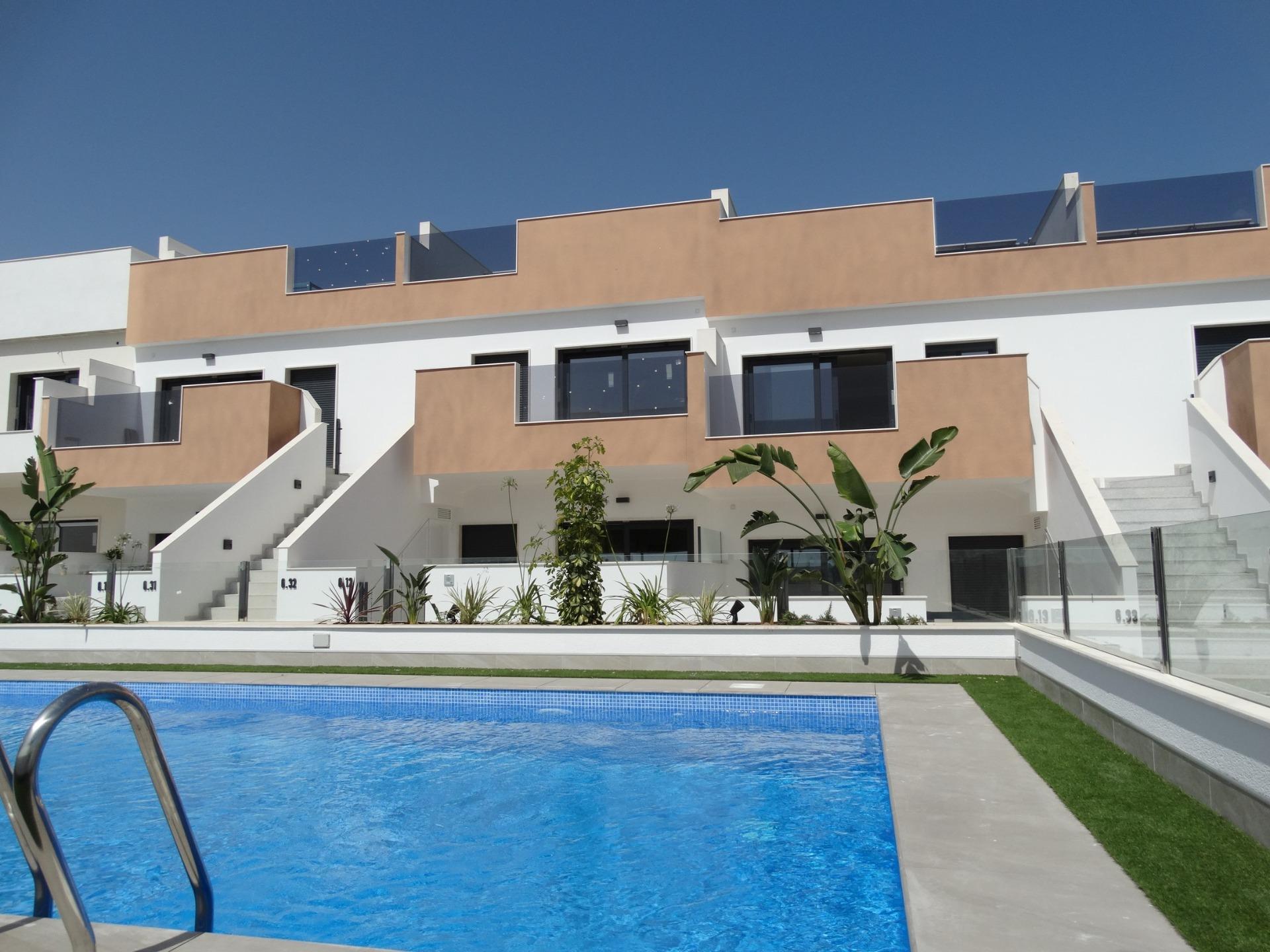 Bungalows de Obra Nueva con Solárium o Jardín en Pilar de la Horadada — 2