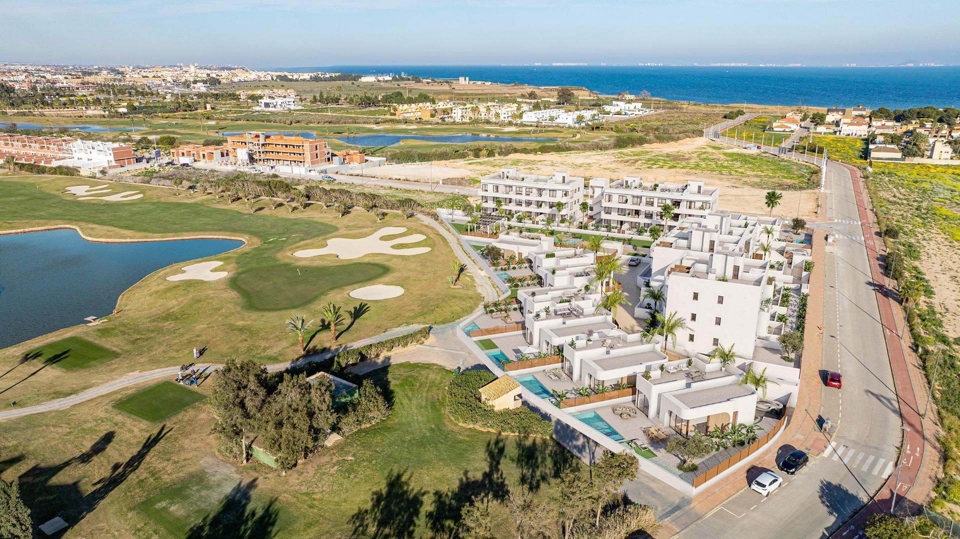 Nieuwbouw wooncomplex in Los Alcázares aan de frontlinie van Serena Golf — 2