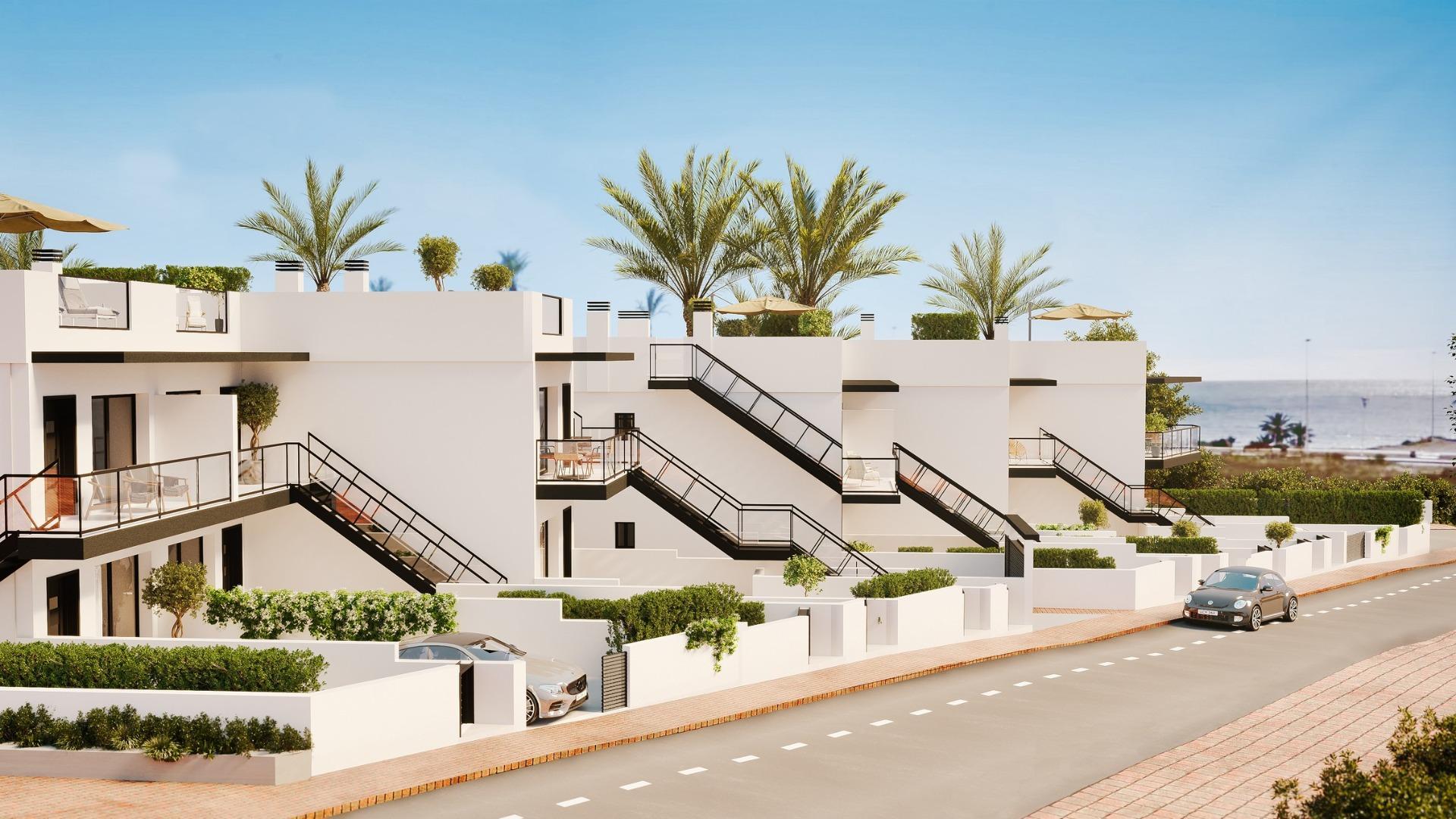 Viviendas de nueva construcción a solo 200 metros de la playa en Puerto de Mazarrón — 2