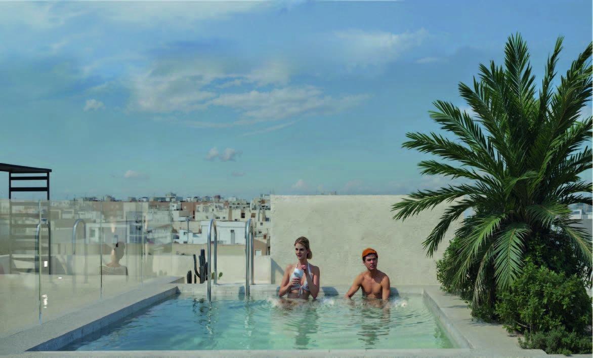 Apartamentos modernos en venta a solo 250 m de la playa de El Cura en Torrevieja, Costa Blanca — 2