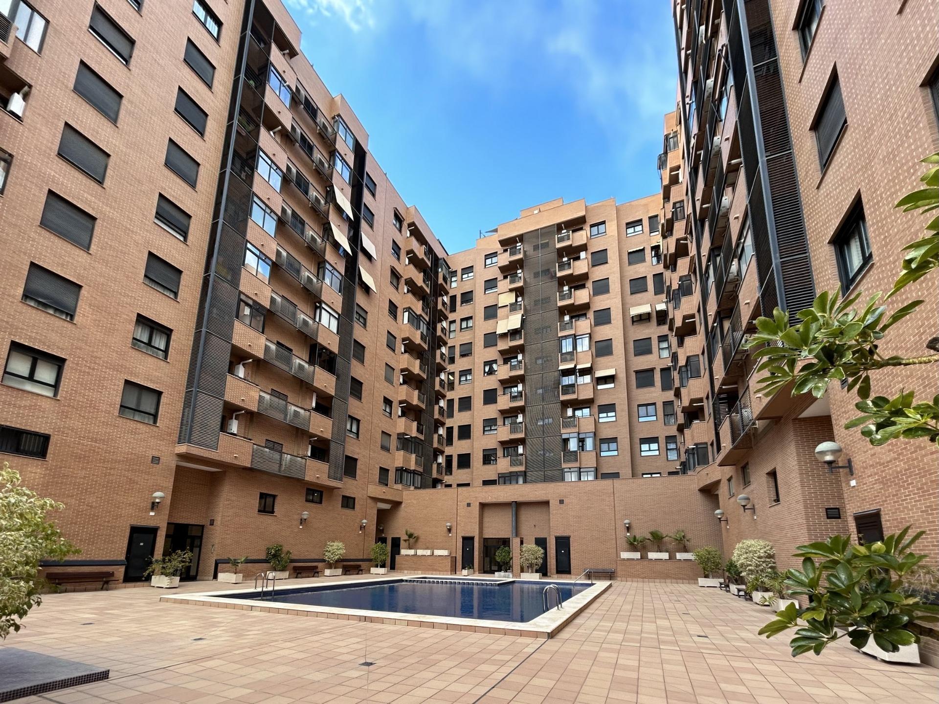 Moderne duplex loftappartementen in het hart van Alicante — 12