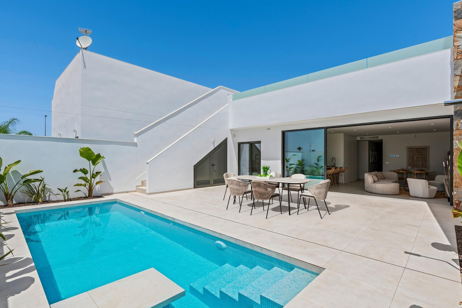 New Build Villas Near Serena Golf in Los Alcazares