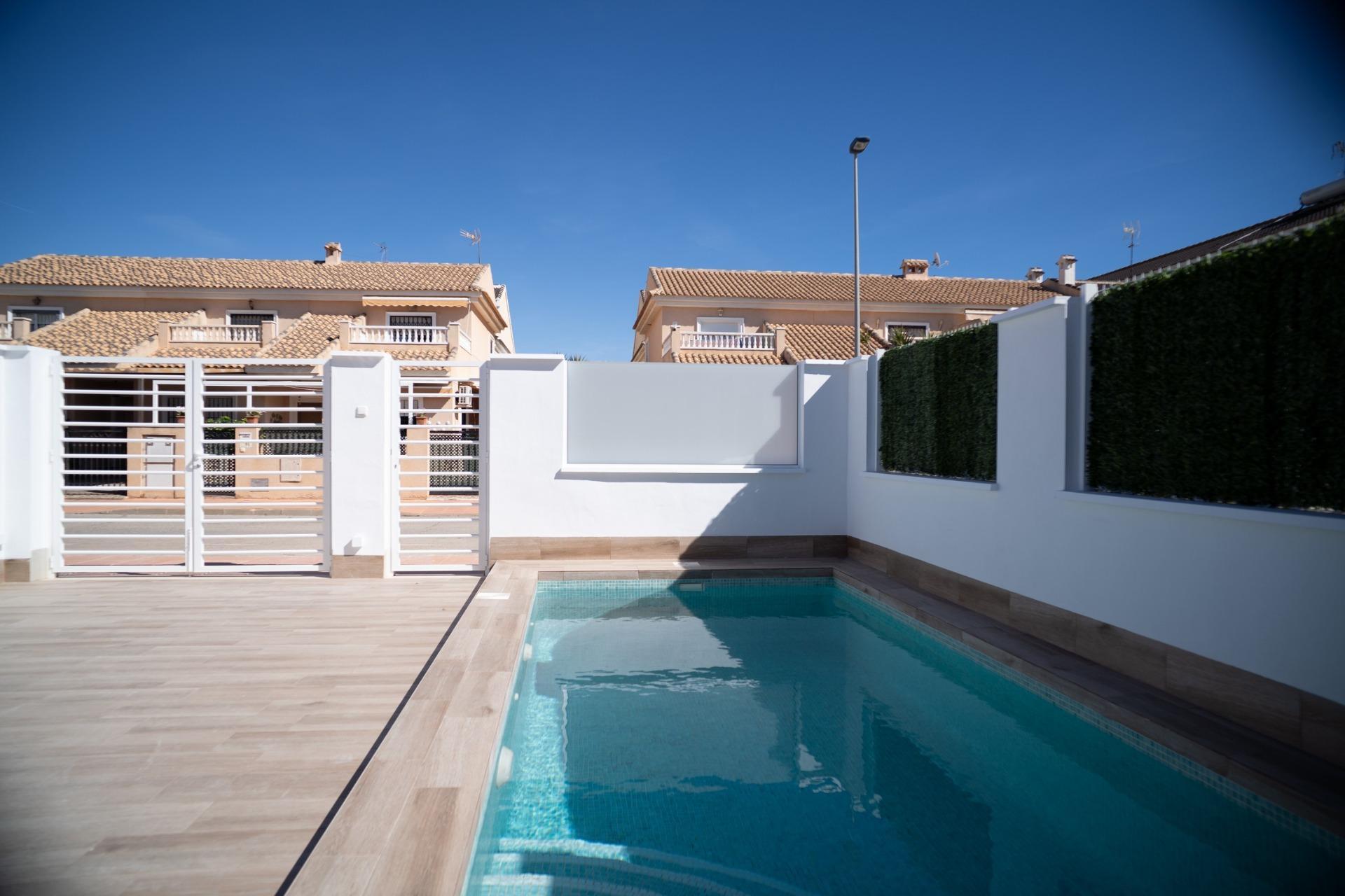 NEU GEBAUTE STADTHÄUSER IN SAN JAVIER — 4