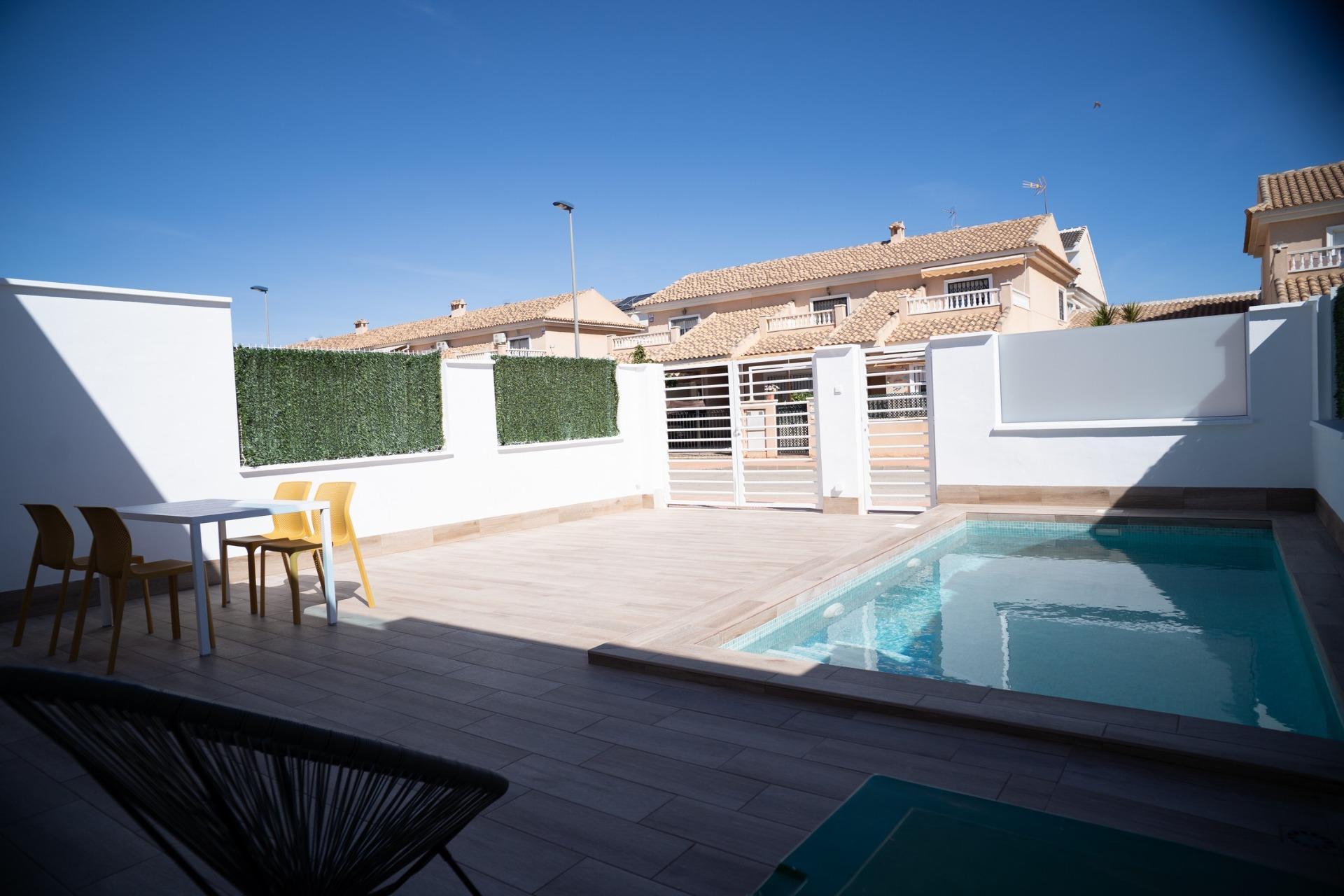 NEU GEBAUTE STADTHÄUSER IN SAN JAVIER — 6