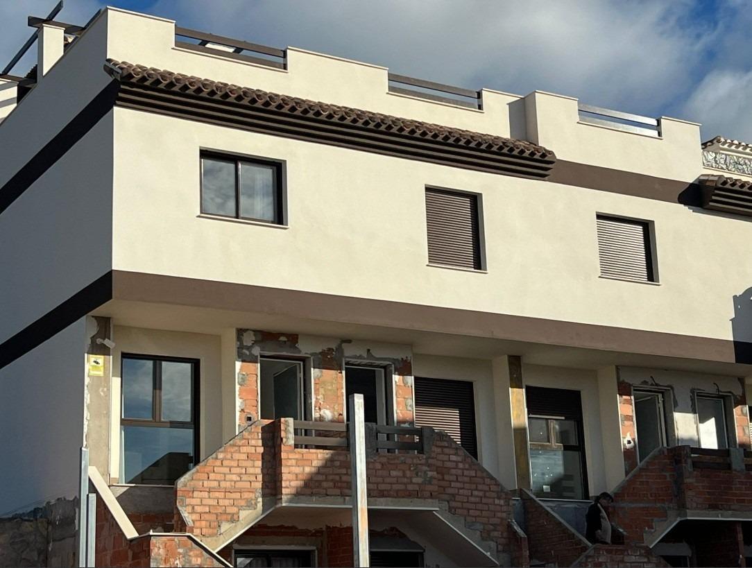 Casas adosadas de nueva construcción con vistas al mar en Portman, Murcia — 14