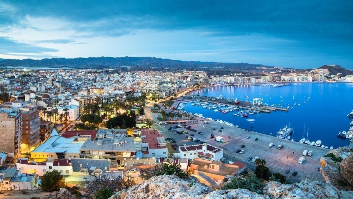 Villas independientes de nueva construcción en venta en Águilas, Murcia, a solo 500 m de la playa — 9