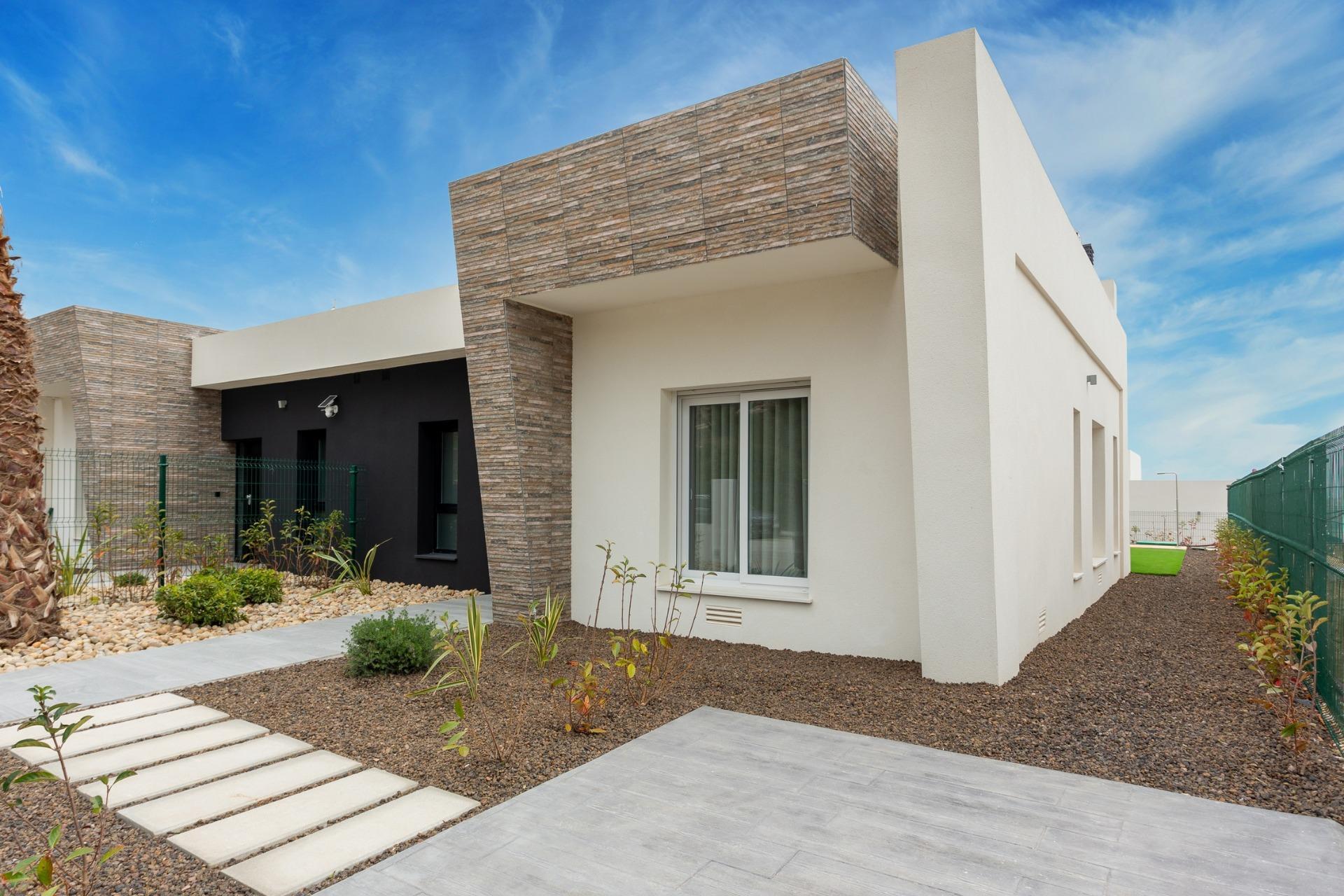 Villas pareadas de obra nueva con piscina privada en La Finca Golf Resort, Algorfa — 3